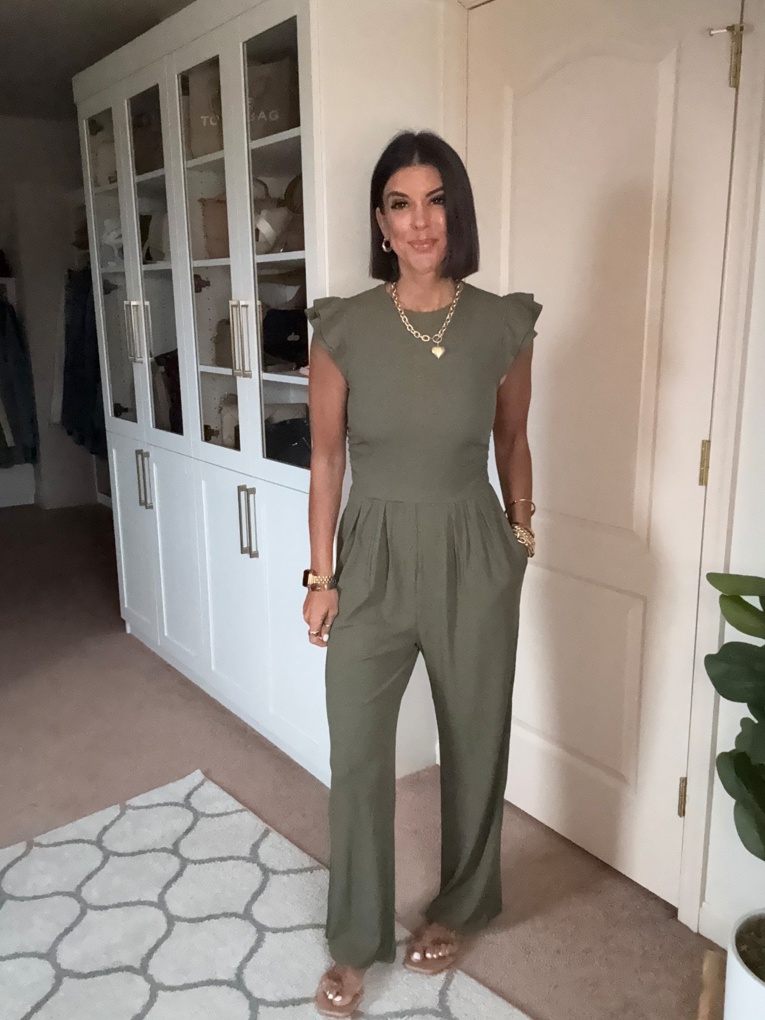 Size small in jumpsuitt

#LTKSeasonal #LTKFindsUnder100