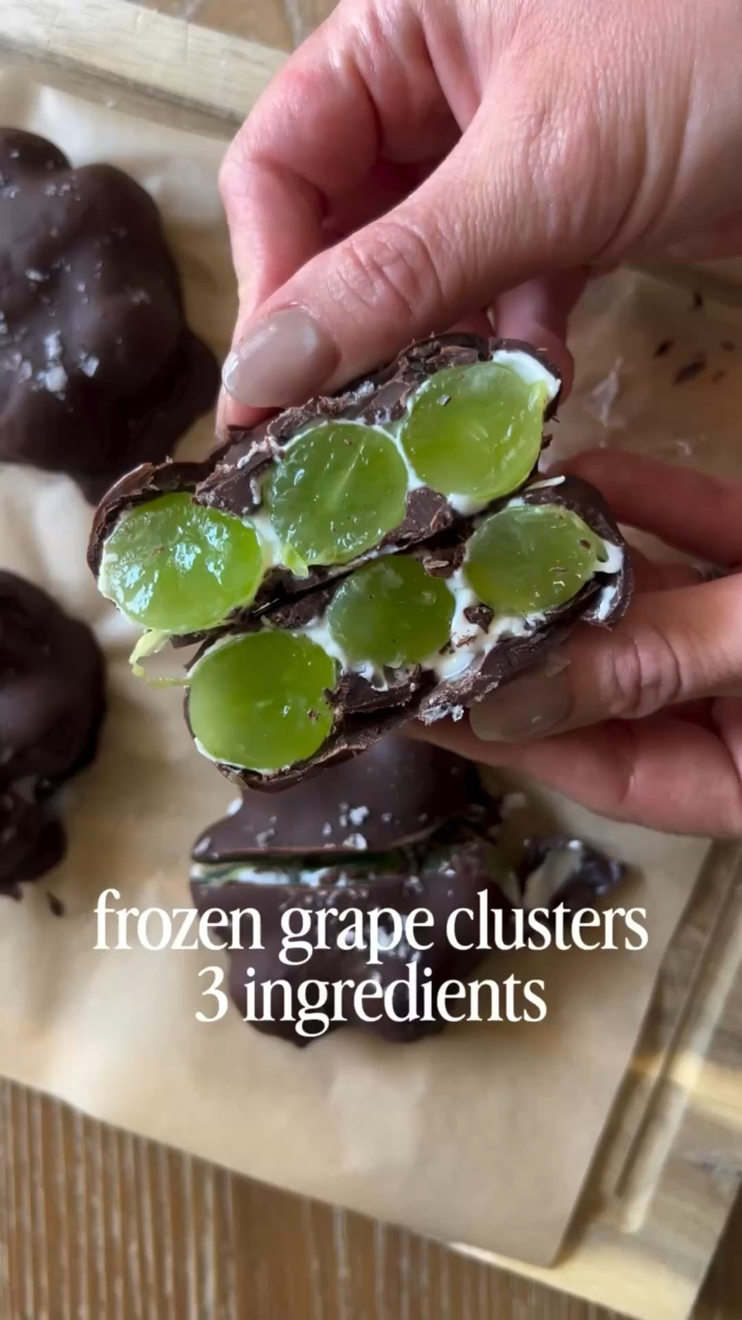 frozen grape clusters 🍇

grapes + vanilla greek yogurt + chocolate
finished with a little flaky salt. (optional)

freeze for about two hours and try not to eat the whole tray.

save this for your next sweet craving. ✨

#easyrecipe 
#healthysnack 
#frozenfruit 
#3ingredients 
#recipe