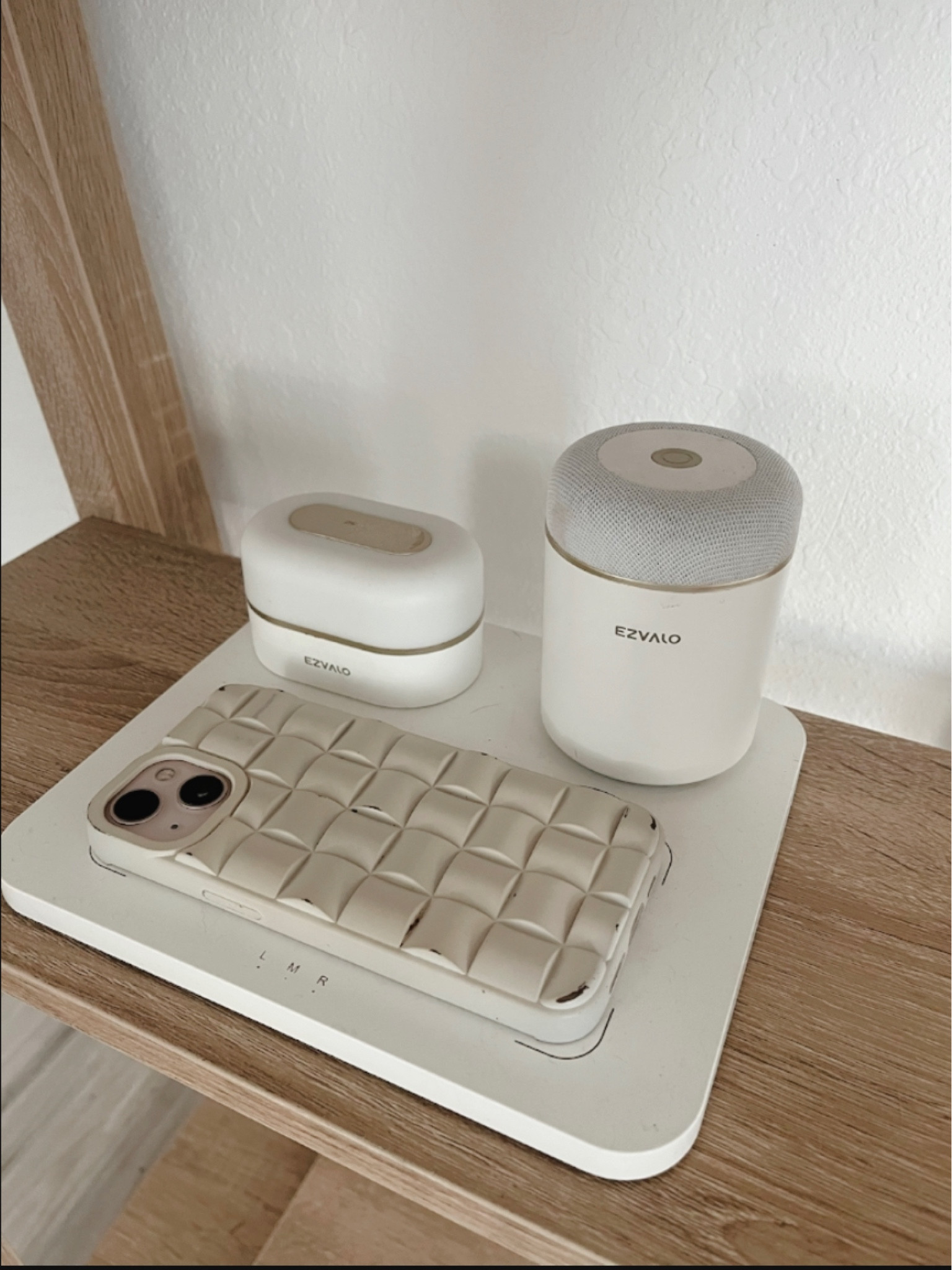 Ezvalo 3 in 1 charging station dock!

#LTKfamily #LTKhome #LTKFind