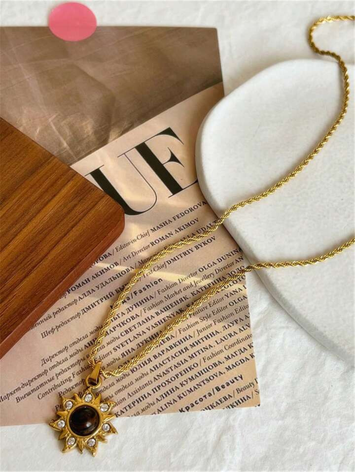 1pc Vintage Brown Natural Stone Titanium Steel Pendant Necklace Rhinestone Sun Oval Geometric Gol... | SHEIN