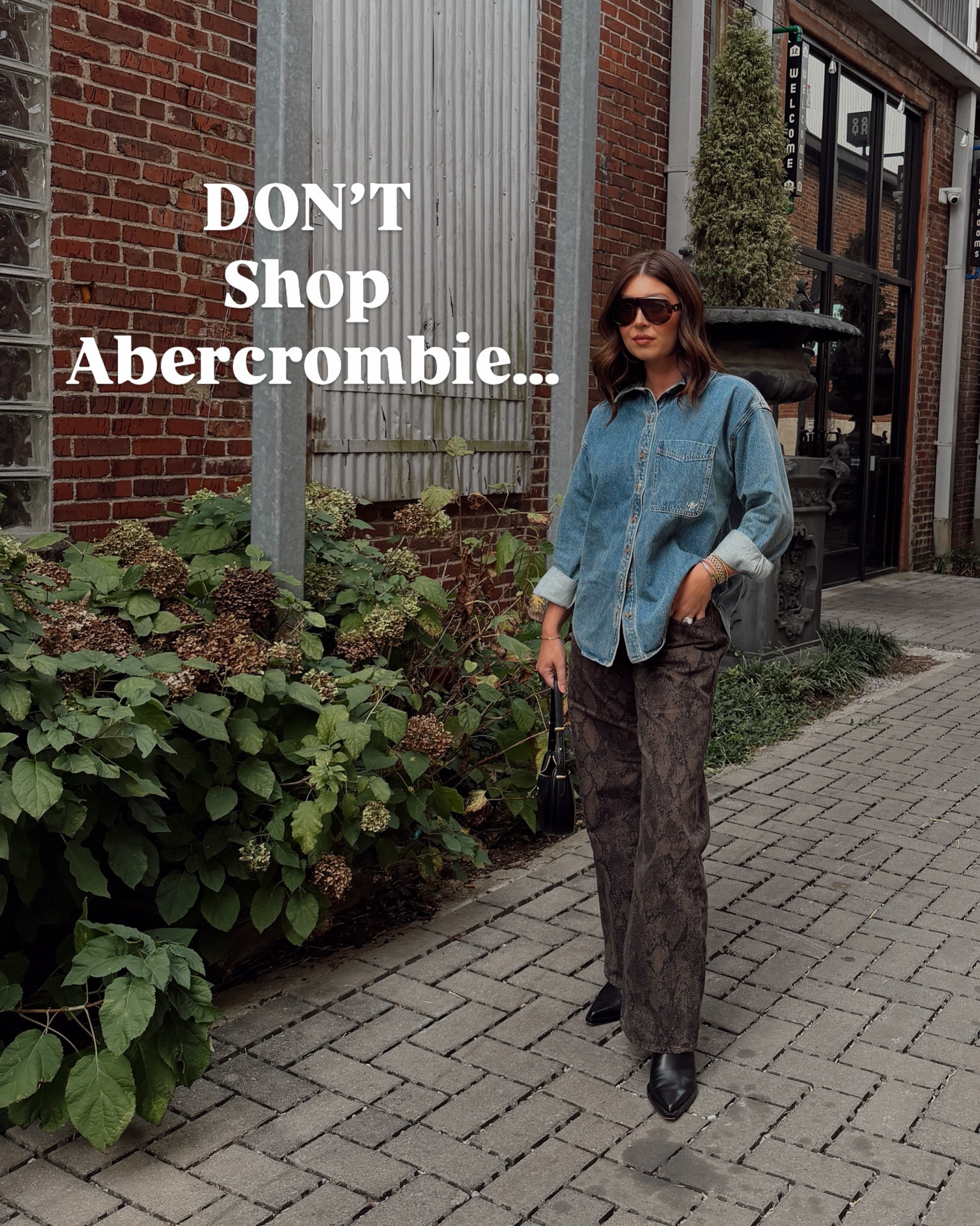 @abercrombie sale!! 30% off select sweaters. Extra 20% off stackable code (works on everything) AFLTK 

5’7 • 145lbs • 34DDD