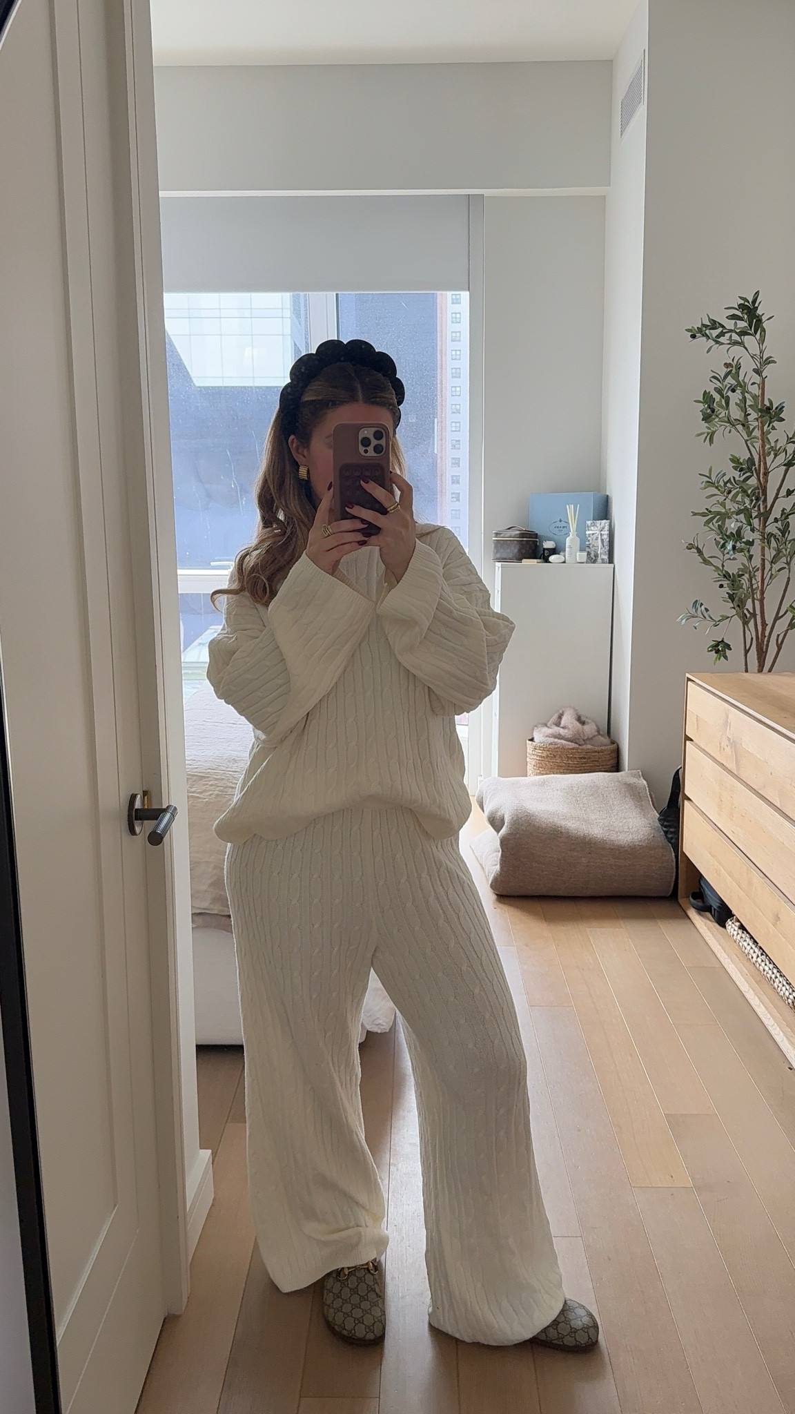  today’s look is from gap 🤍

#LTKSeasonal #LTKShoeCrush #LTKStyleTip