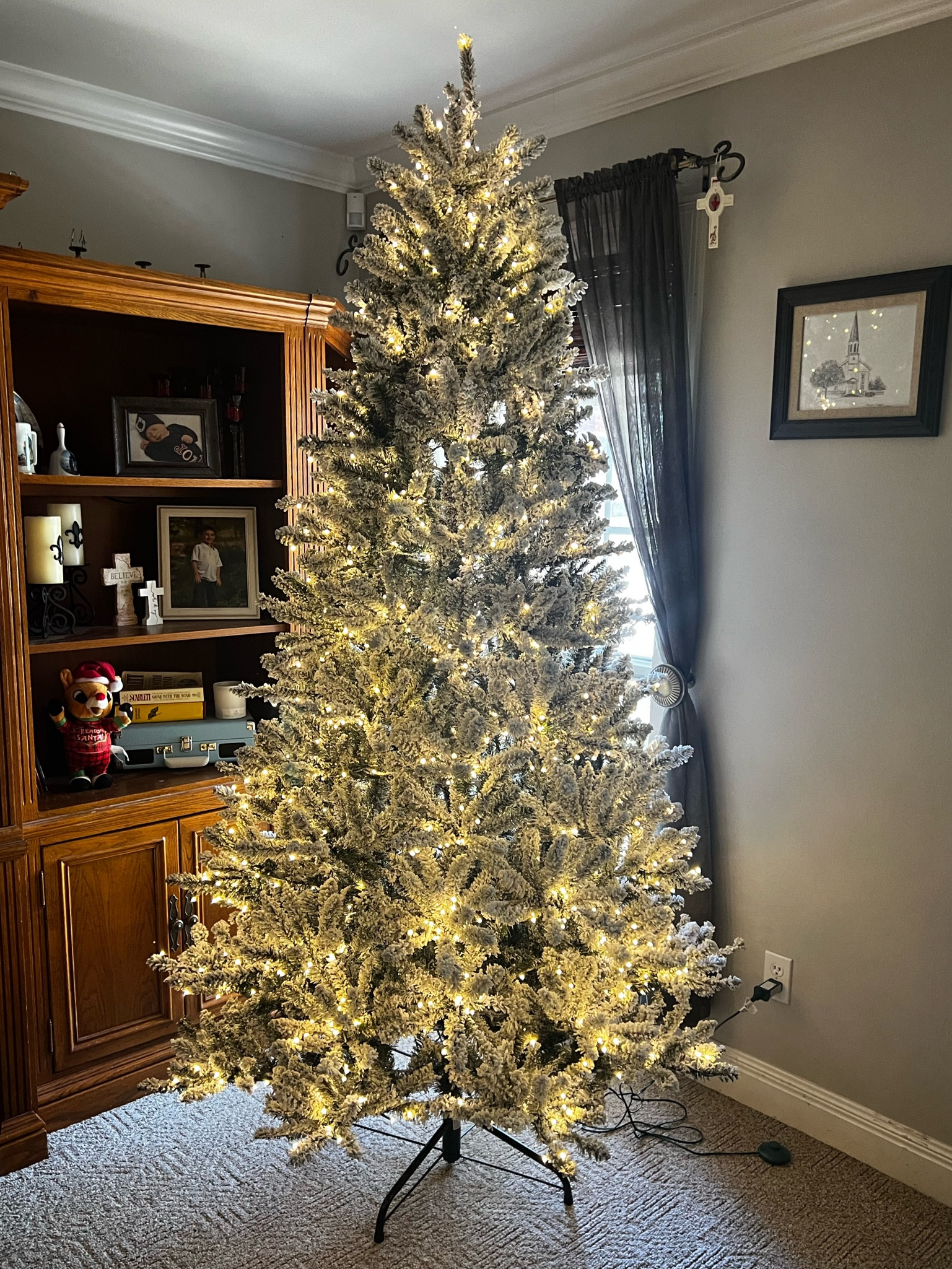 Finally got a 7.5 ft flocked tree I've been wanting! 

#LTKHolidaySale #LTKHoliday #LTKSeasonal