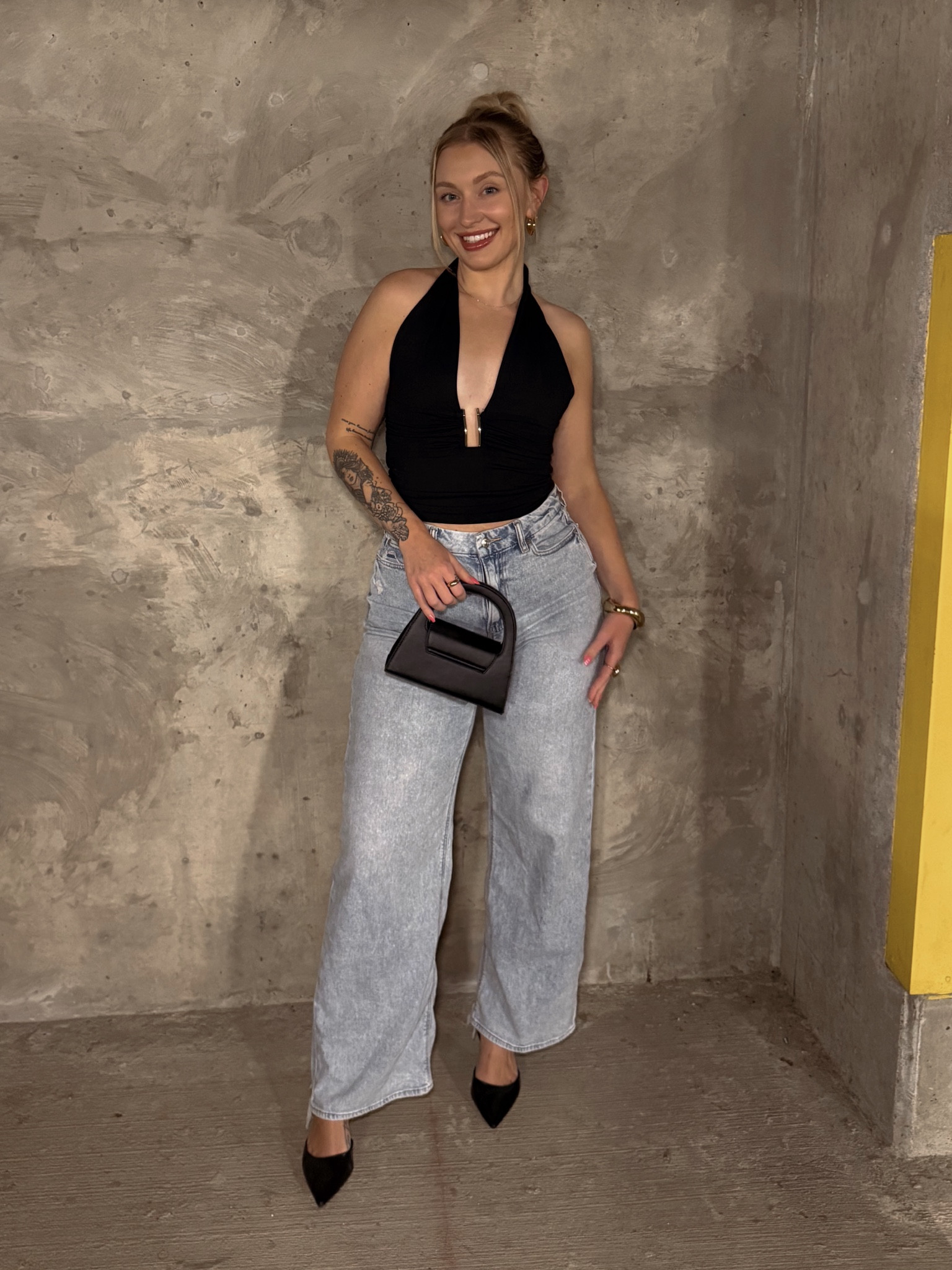 lil dinner fit (top is from Zara) listed as DRAPED HALTER TOP. Bottoms only come in black now, still super cute though! 




#LTKTall #LTKStyleTip #LTKU