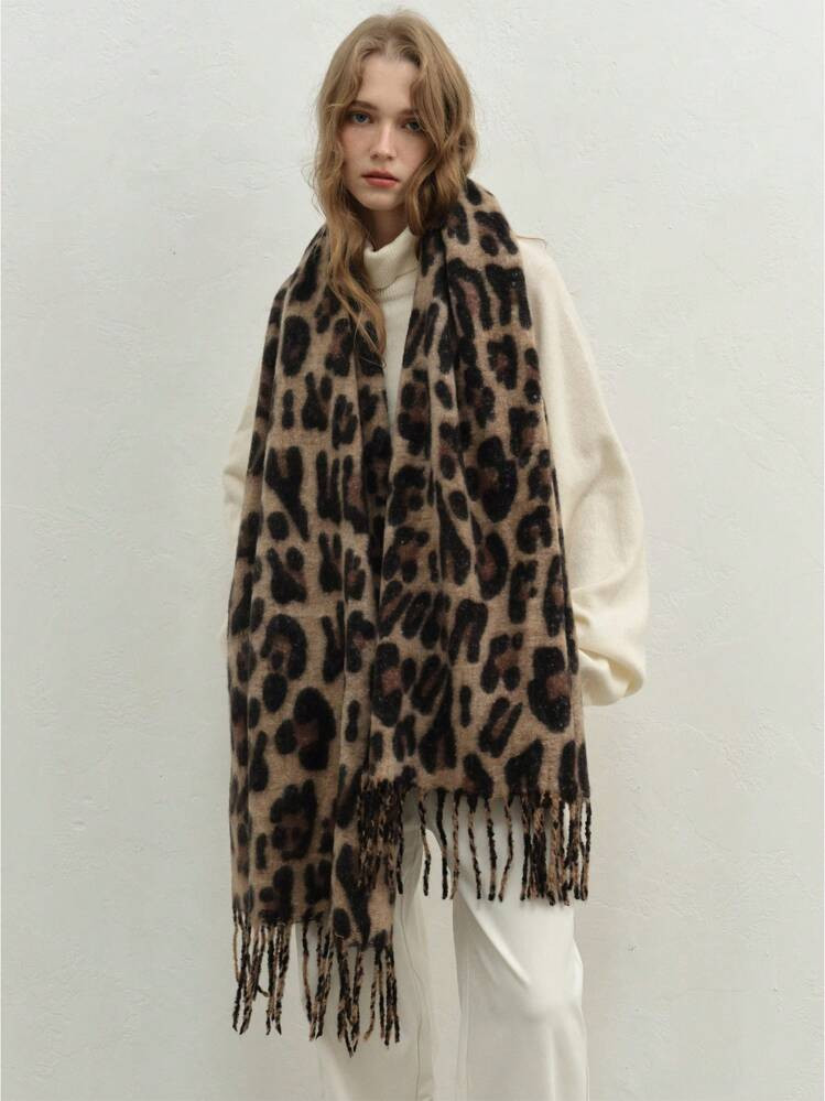 1pc Chic Warm Thickened Animal Print Elegant Leopard Scarf For Winter | SHEIN USA | SHEIN