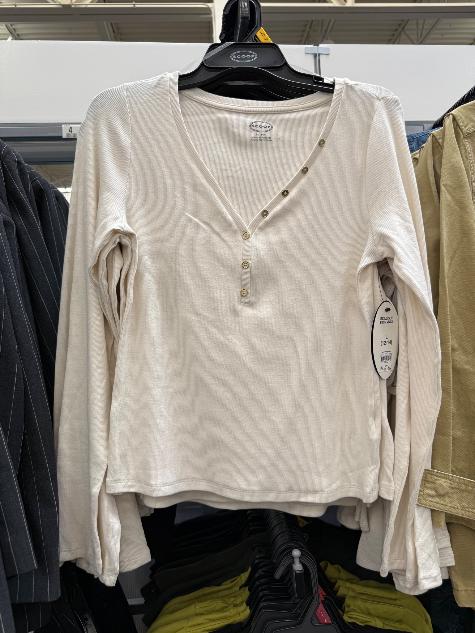 New $19 scoop ribbed long sleeve top 🩷

Walmart fashion, fall fashion

#LTKStyleTip #LTKFindsUnder100 #LTKFindsUnder50