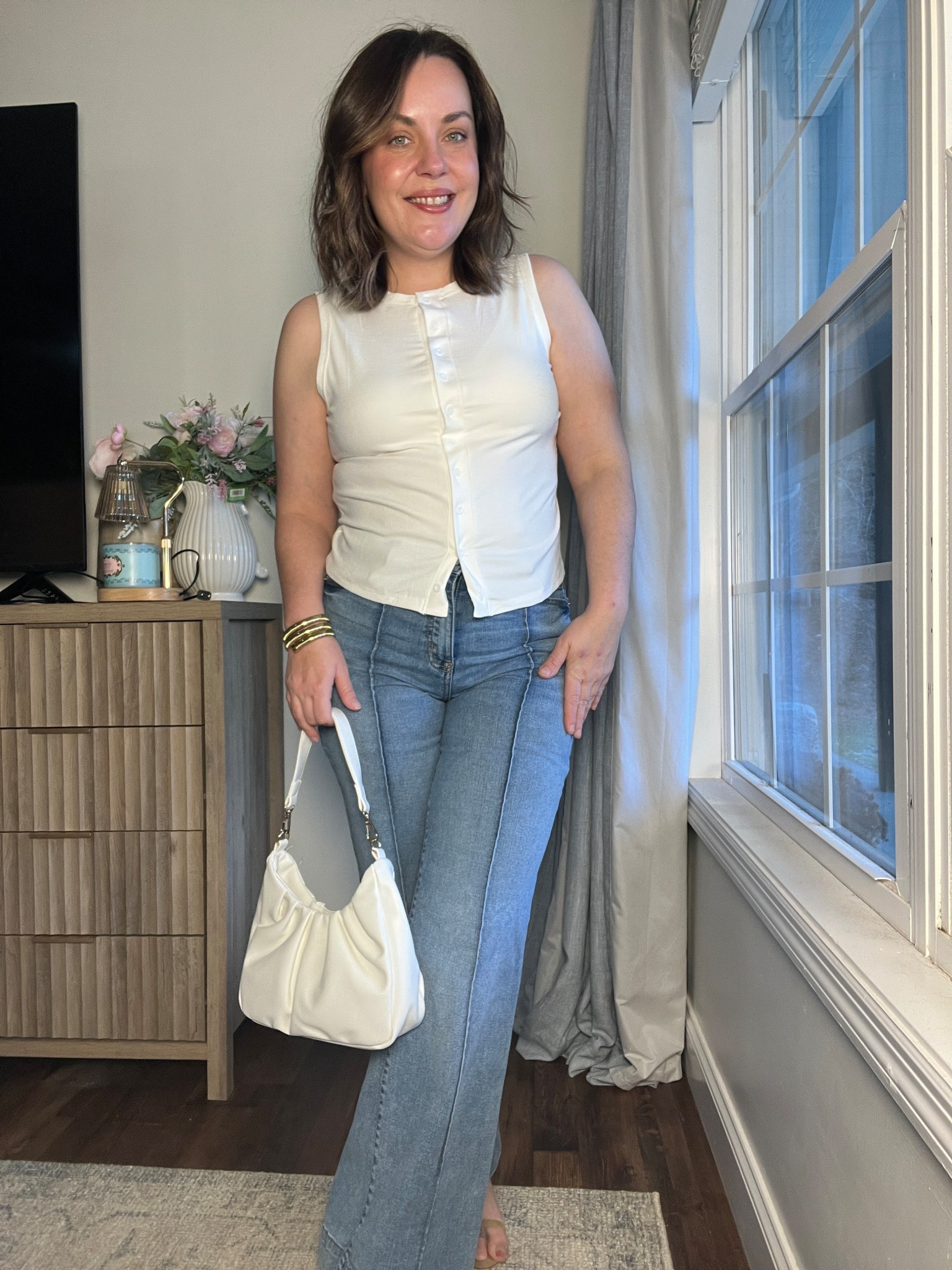 Capsule wardrobe staple 🤍 This Amazon tank is soft, flattering, and goes with everything — jeans, trousers, or layered under a blazer. The perfect everyday basic you’ll reach for on repeat.

#LTKStyle #AmazonFinds #CapsuleWardrobe #WardrobeEssentials #MinimalStyle #EverydayOutfit

#LTKootd #LTKOver40 #LTKSeasonal