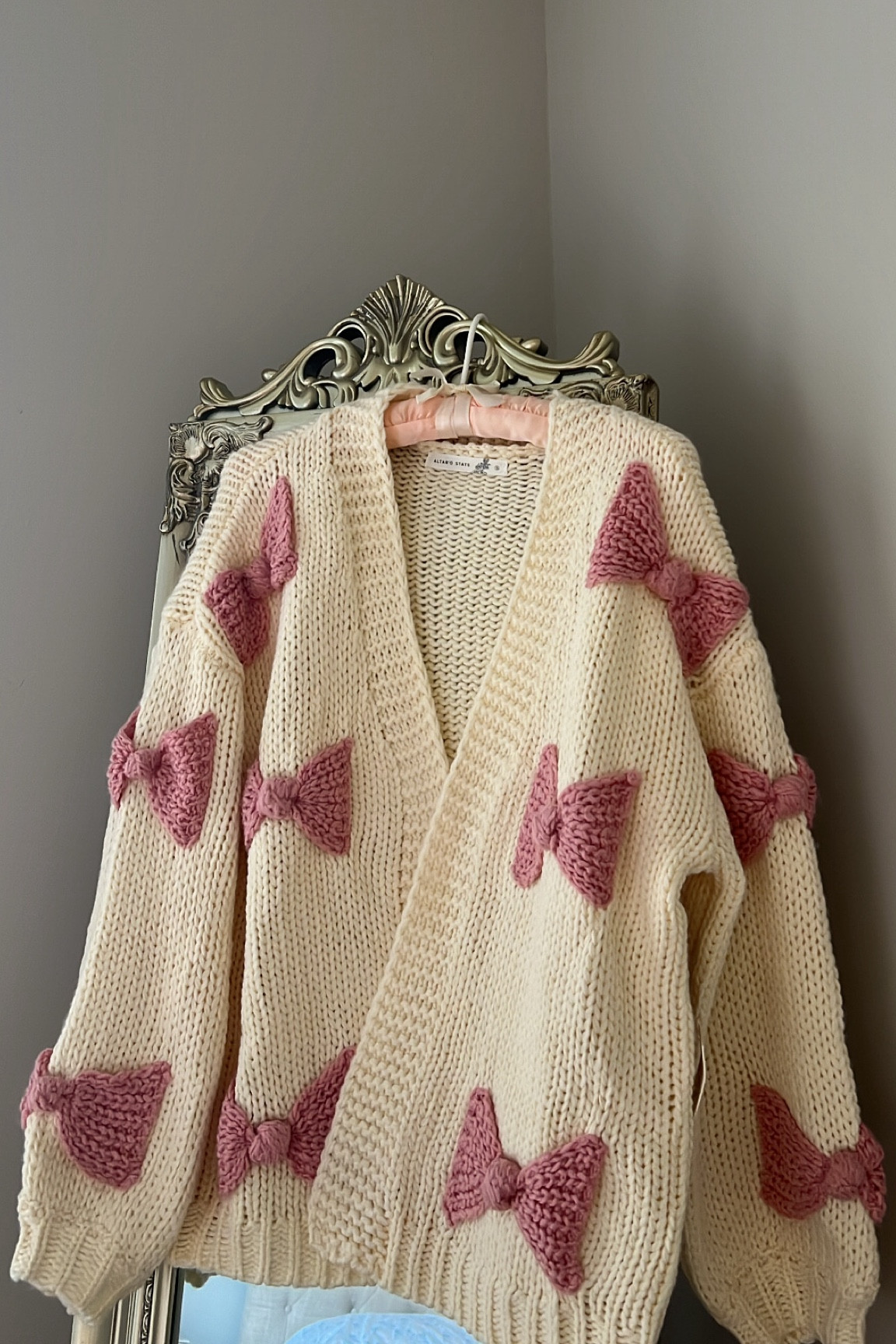 Bow sweater 🎀