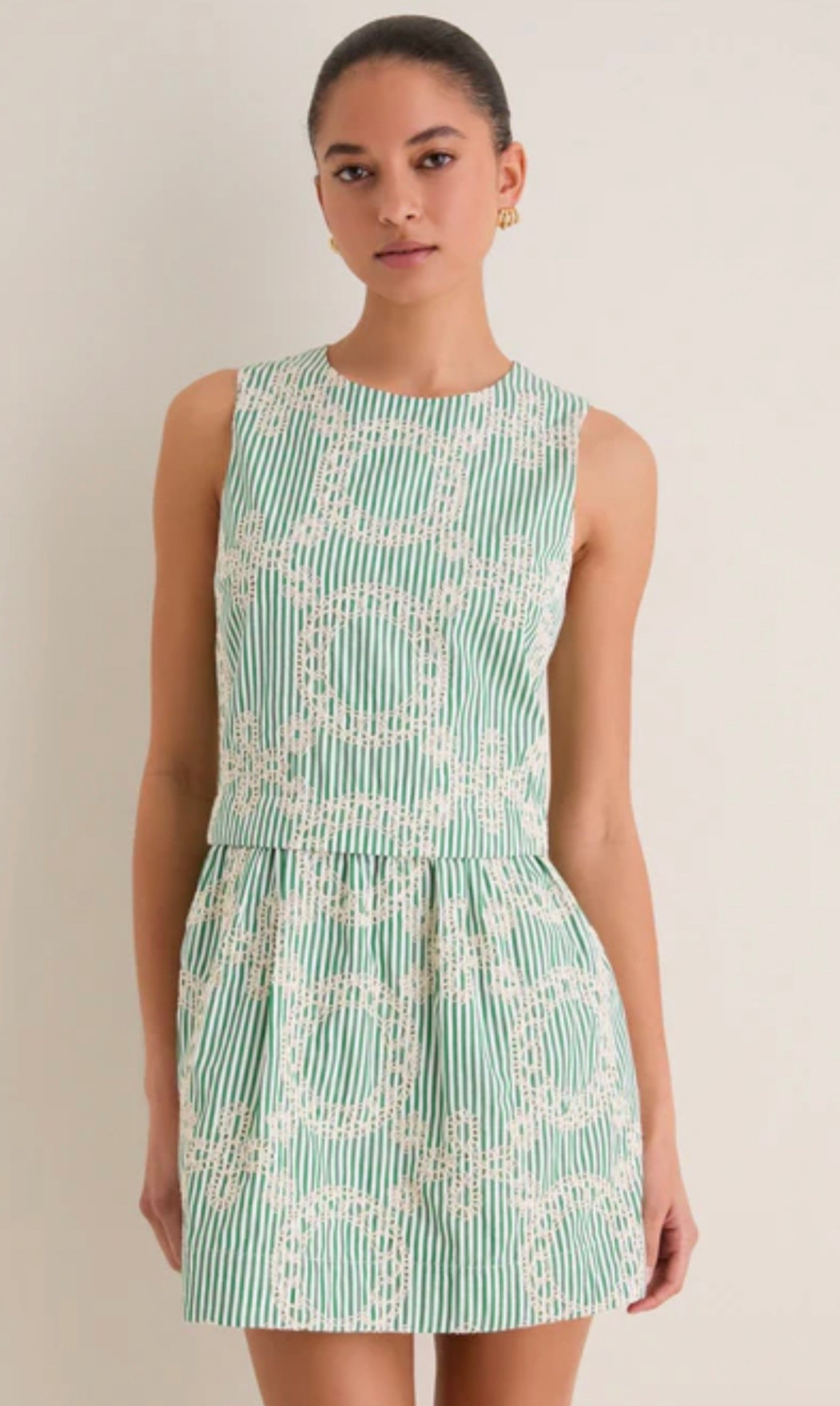 Love this vintage print! 

#LTKSeasonal #LTKgrwm #LTKootd