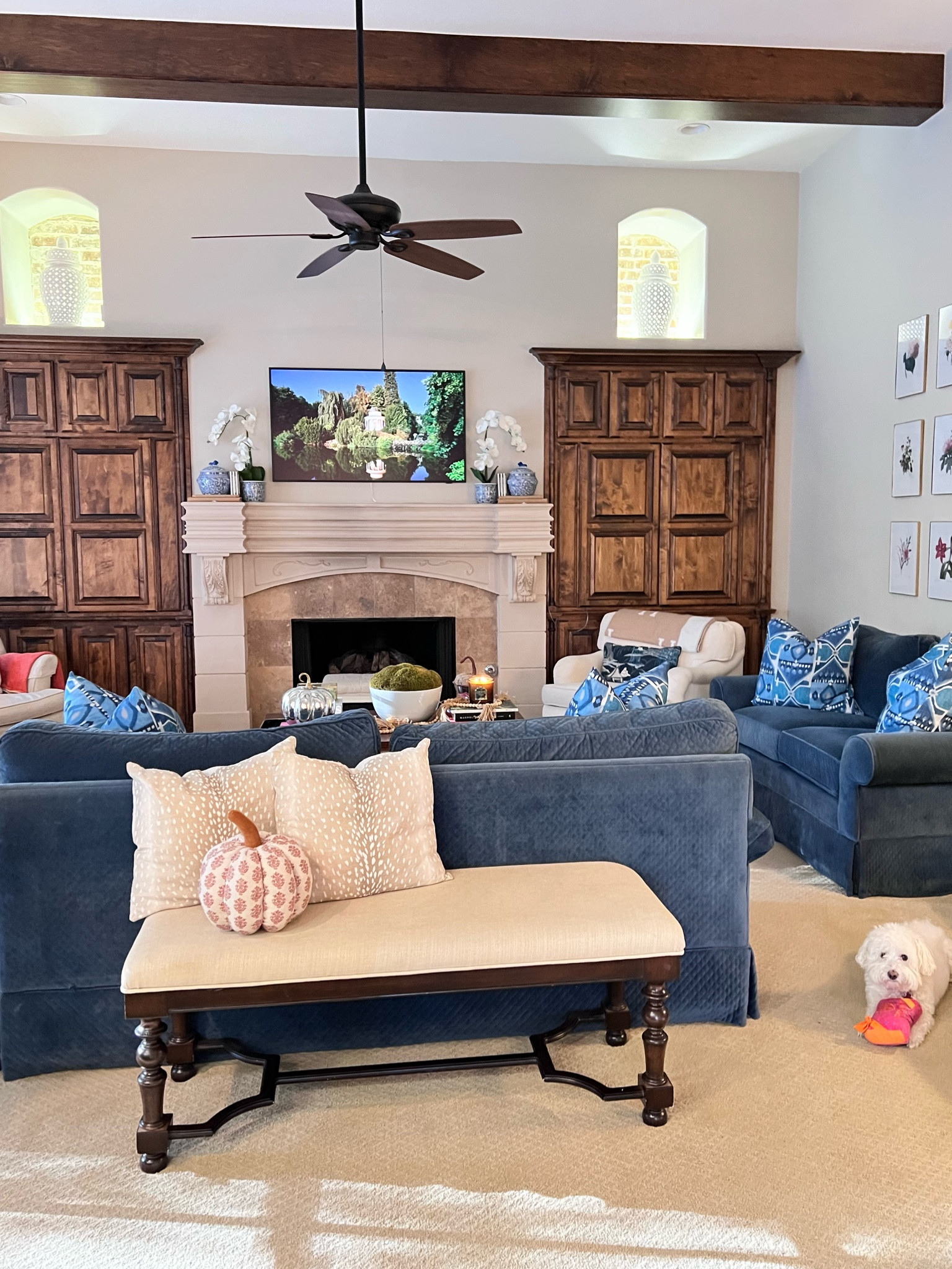 Loveeeee our Samsung Frame TV. On big sale today!

#livingroomdecor #frametv #tv #pumpkinpillow 

#LTKSaleAlert #LTKHome #LTKxPrimeDay