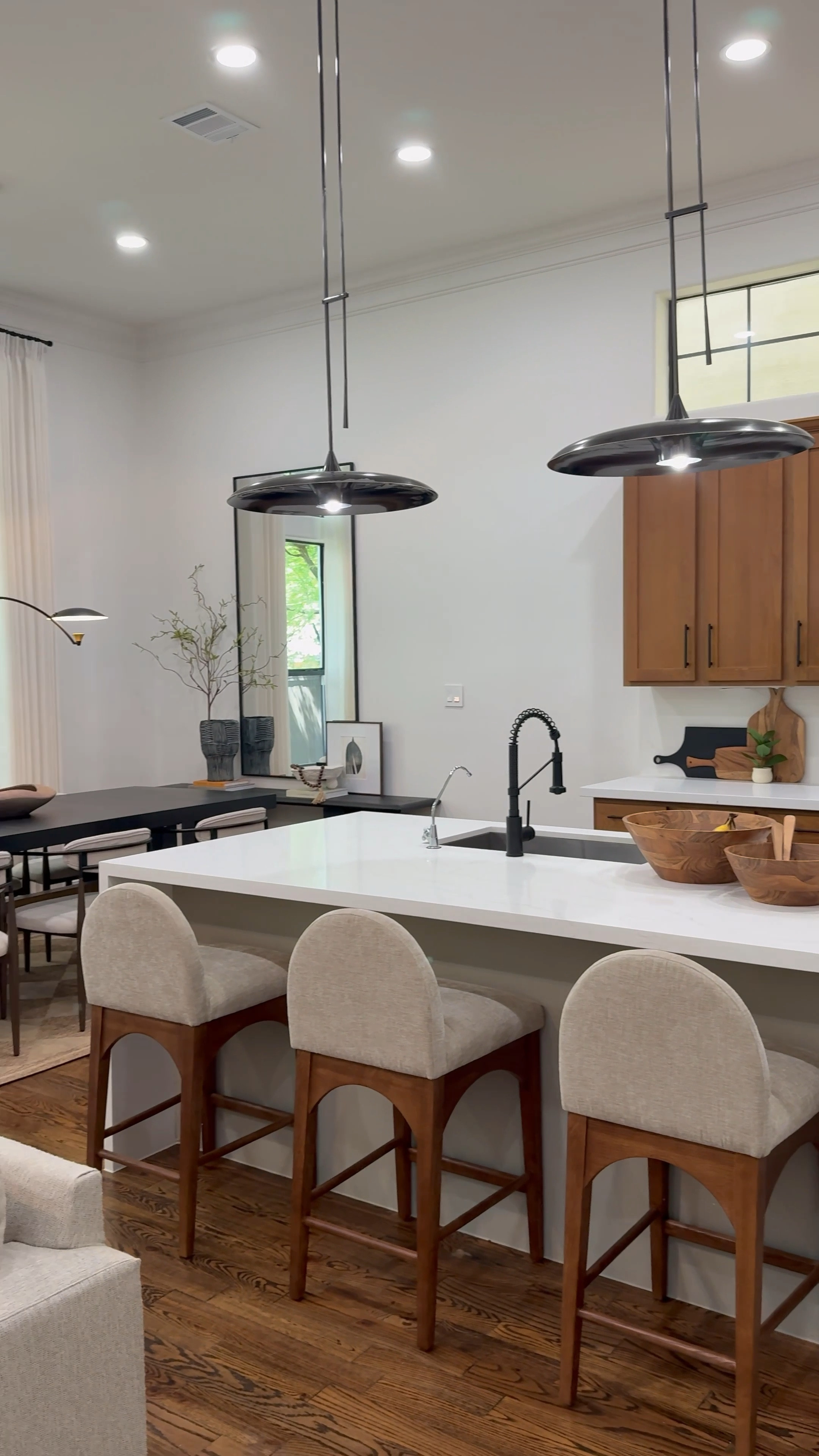 From old to new with a classic modern twist 🌿 

#LTKStyleTip #LTKHome