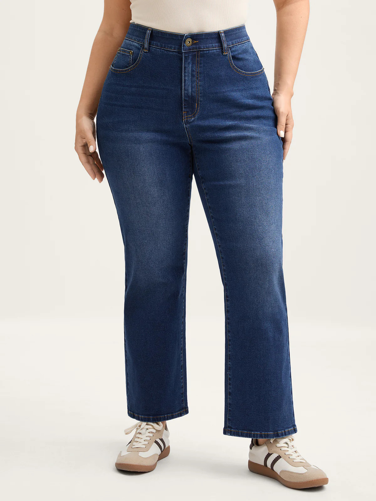 Classic High-Rise Straight-Leg Jeans | Bloomchic