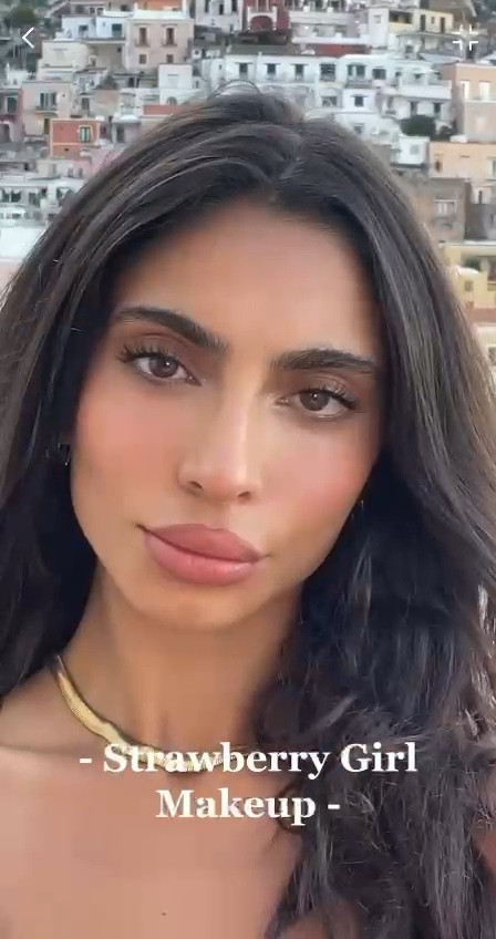 Strawberry girl makeup perfect for summer, sun kiss makeup, Huda beauty blush Elemis  skin food spray, lip and cheek cream tint, cult beauty 

#LTKeurope #LTKstyletip #LTKSeasonal