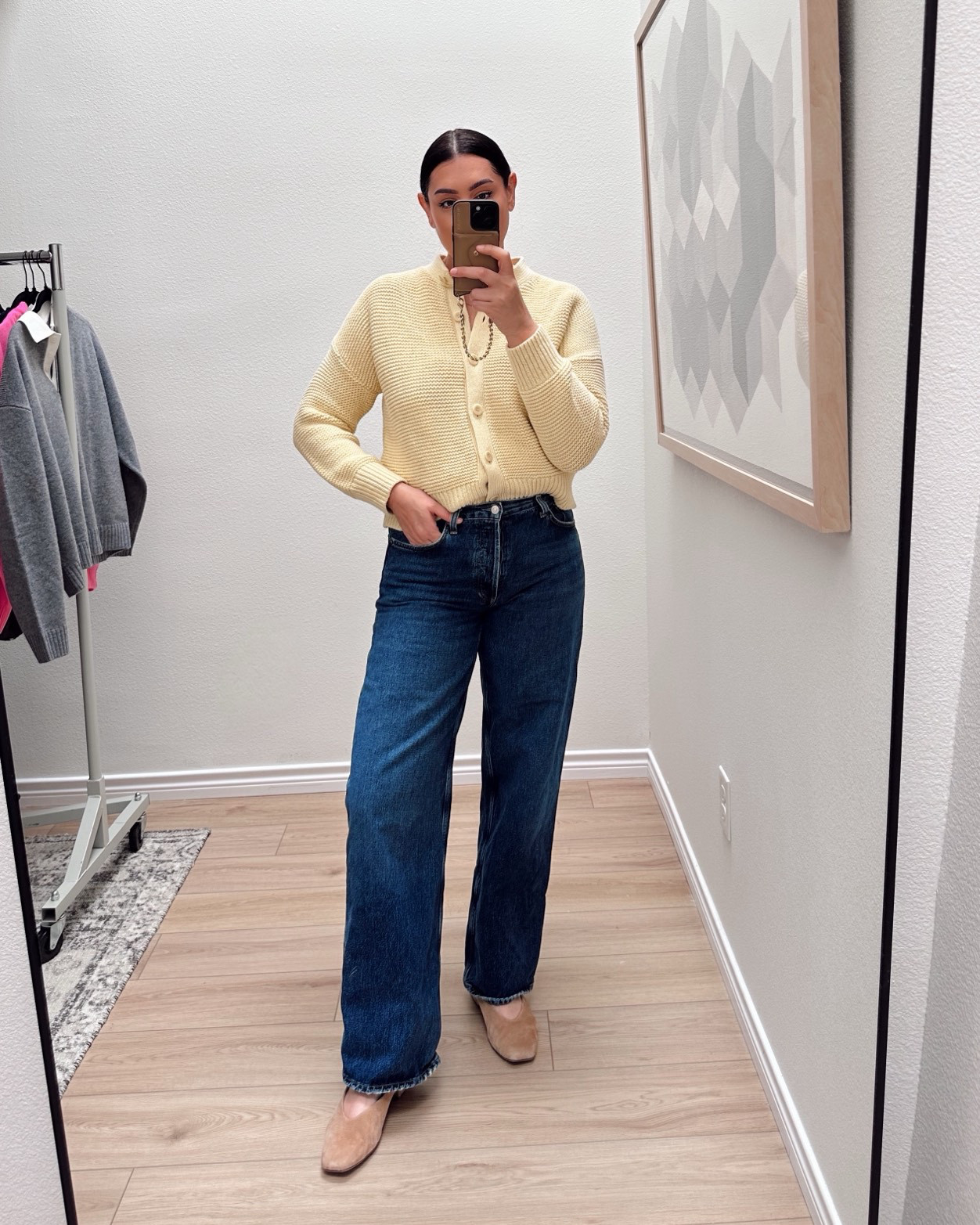 I love this Alex Mill cardigan! I am in the large. this is a great fit for me, in between a medium and a large. It's fitted. 

I'm in the 30 of the jeans, TTS fit! 

 