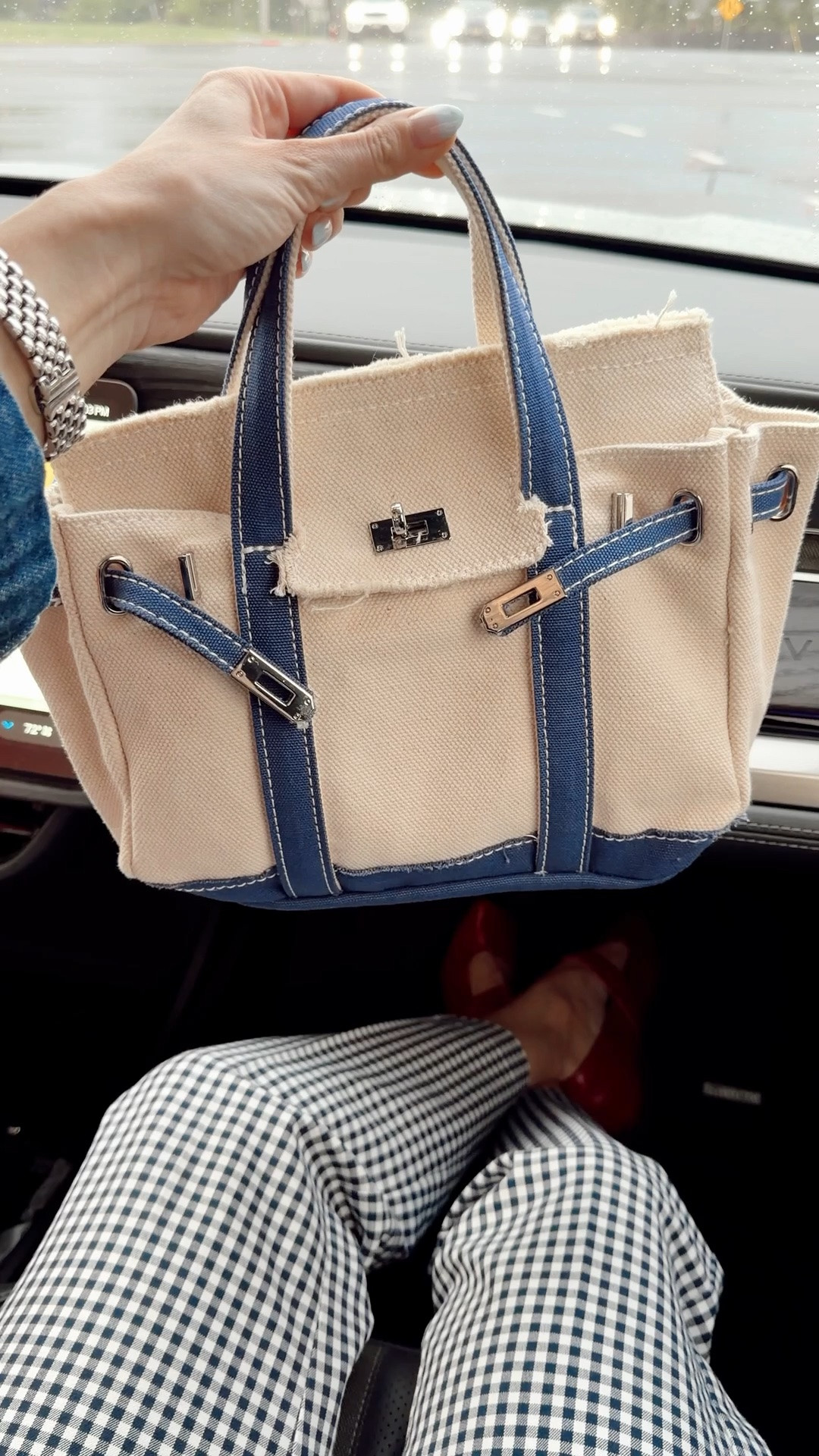 My Boatkin bag is literally the cherry on top of all my spring and summer outfits 🍒

Perfect little statement bag for spring dresses, denim looks, vacation outfits, and everything in between 🤍

Plus, it’s now 25% off and available in different colors and sizes!

Summer bag • spring bag • birkin

#LTKootd #LTKgrwm #LTKdayinmylife