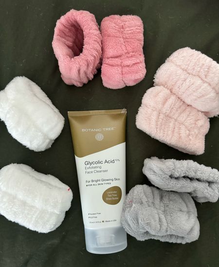  Must have items from Amazon including my favorite skin care exfoliation product from  Botanic Tree plus these adorable microfiber wrist towels 

#LTKbeauty #LTKSeasonal #LTKkids