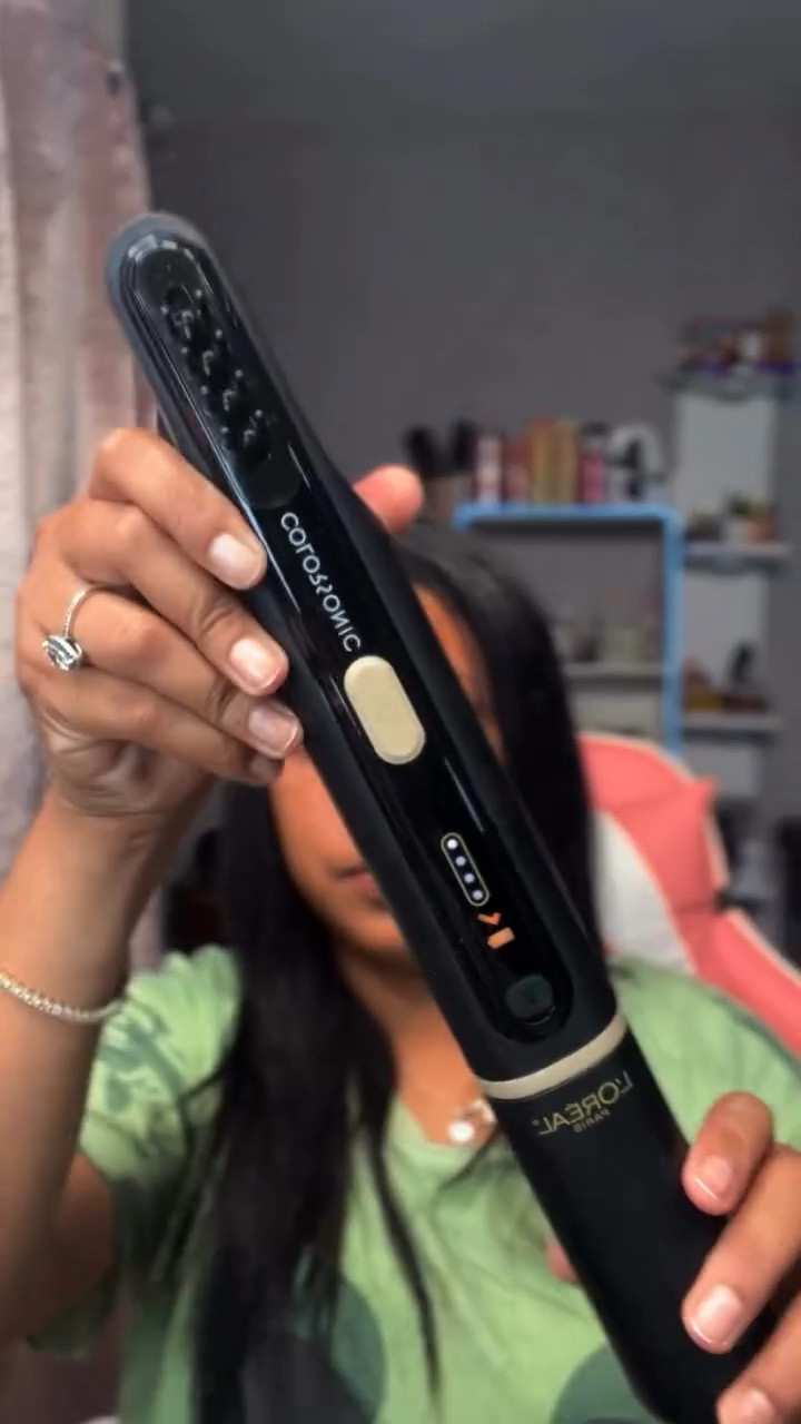 ✨ Descubrí el nuevo L’Oréal Colorsonic 💇🏻‍♀️💕
Teñirse en casa nunca fue tan fácil: sin desorden, rápido y con acabado de salón 😍
Solo insertas el cartucho, lo pasas como un cepillo y listo… ¡color uniforme y brillante en minutos! ✨

#HairCare #Colorsonic #HairTransformation #BeautyTools #HealthyHair #GlossyHair #SalonAtHome #HairRoutine #HairDye #HairGoals #BeautyTrend #SelfCare #NewHairWhoDis #ViralHair #ShinyHair