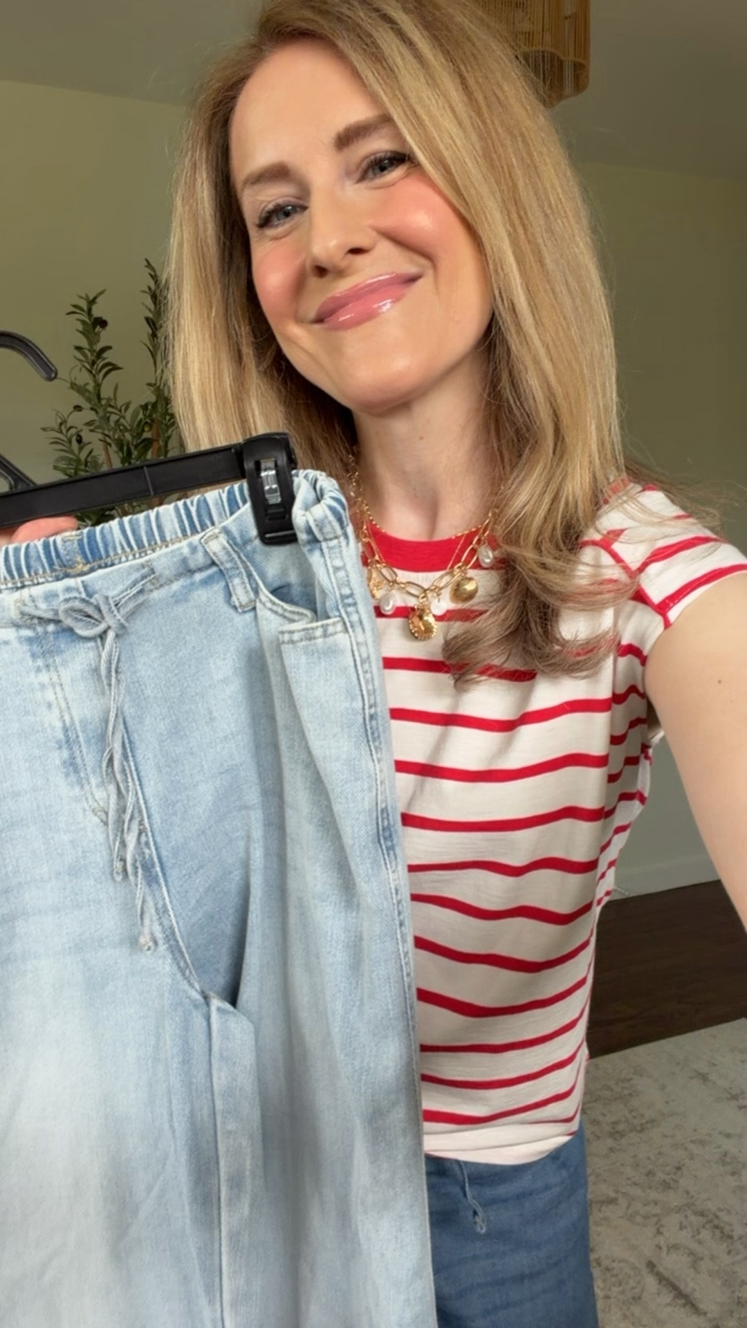 Drawstring waist wide leg jeans at Walmart, not stretchy, mid rise, fit true to size, I’m a small. Two washes, under $20! Compare to the viral Gap ones. #walmartfashion

#LTKOver40