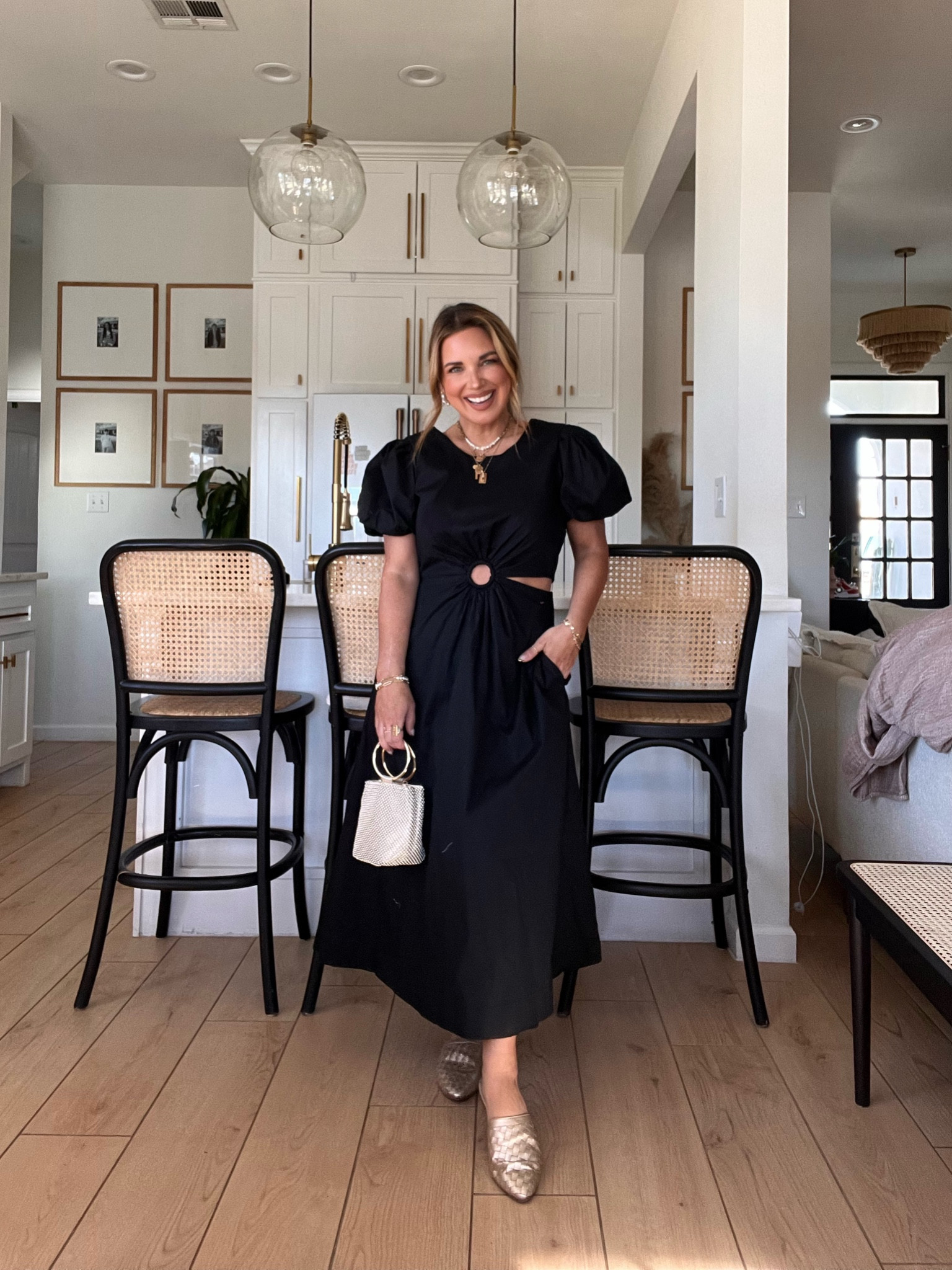 Walmart haul ~ latest finds that would be perfect for all of your Valentine + Galentine events coming up!!! 🩷❤️💜
The dresses will transition great into spring. This black dress was a TOP SELLER last year. 
Wearing size small in the dress. 

#walmartpartner #walmartfashion #walmart #walmartfinds #walmartstyle #valentinesoutfit #valentinesdayoutfit #galentinesoutfit 



#LTKover40 #LTKstyletip #LTKfindsunder50