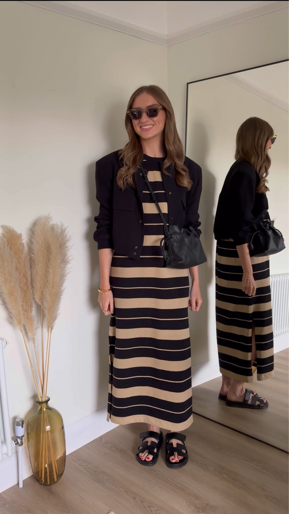 Open and style my COS order with me
Wearing a small in the striped t-shirt midi dress, I’m 5ft 6 
Hermes Chypre sandals, dupes linked 
Loewe mini flamenco bag, exact & dupe linked
Black cropped bomber jacket 


Everyday outfit, casual outfit, shopping day, midi dress 

#LTKuk #AugustBrandSpotlight #LTKstyletip