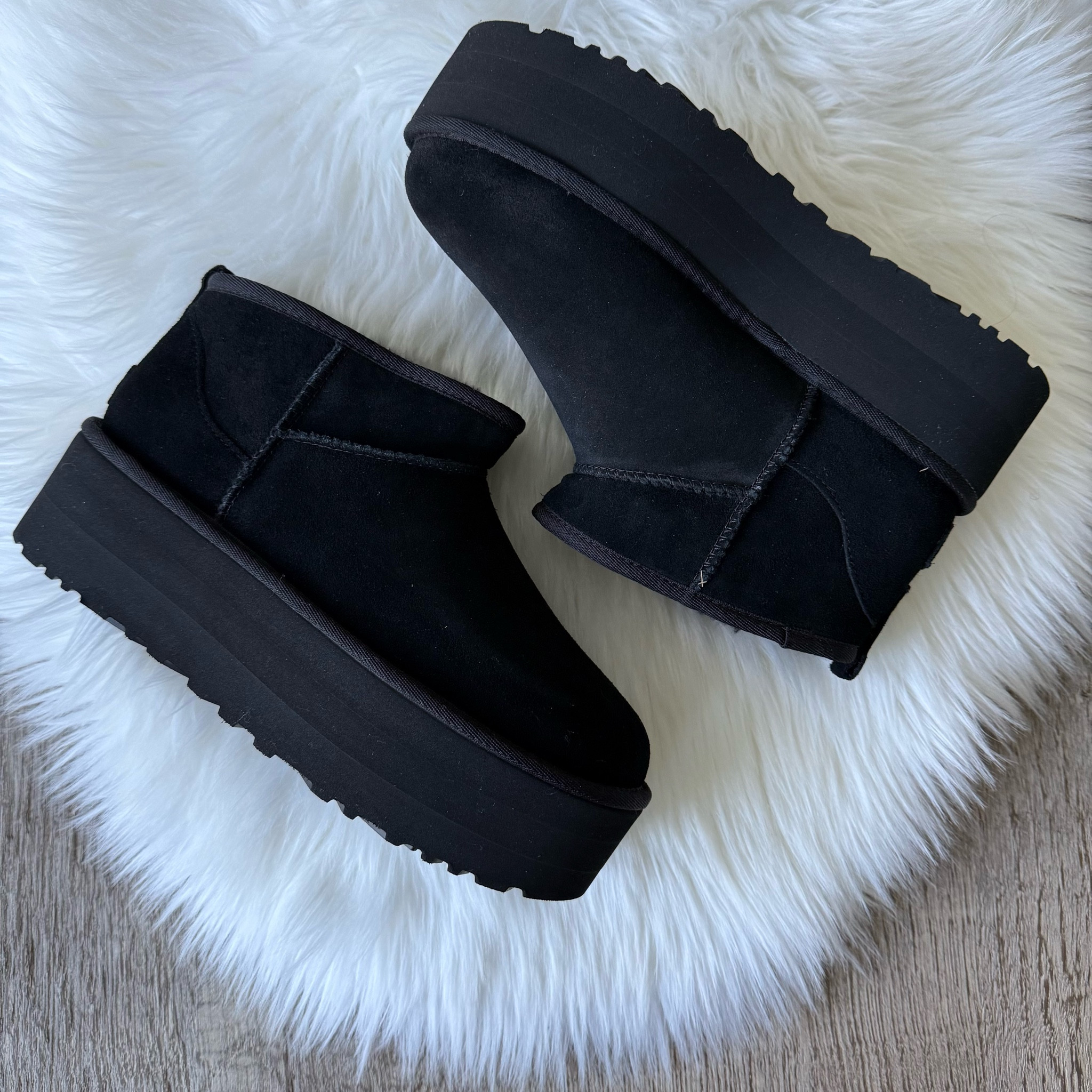 Women's Classic Ultra Mini Platform
