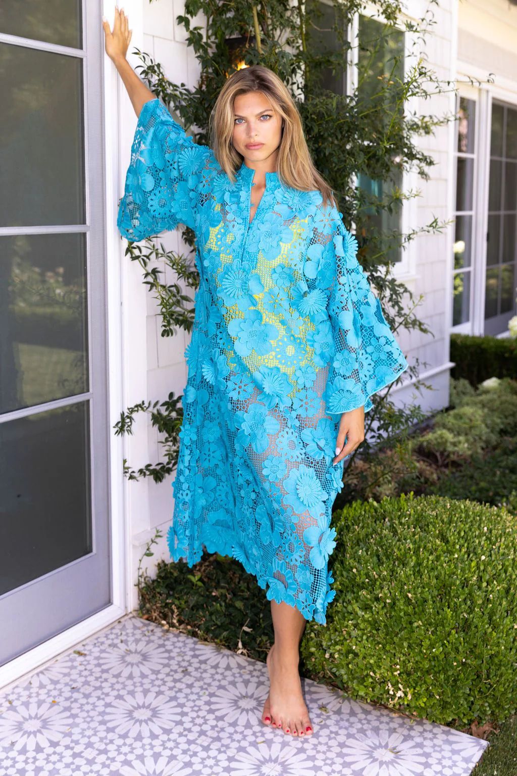 no. 0340 aqua 60s lace maxi caftan | La Vie Style House