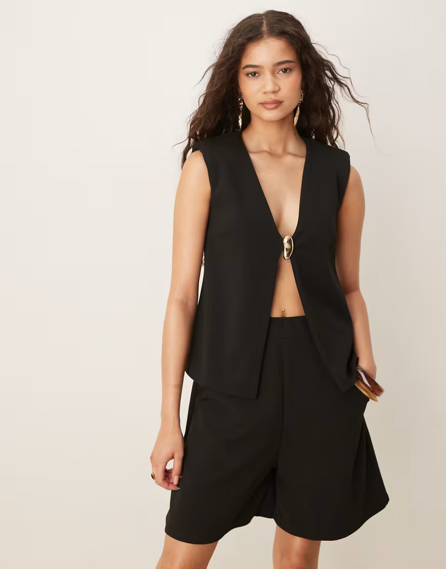 ASOS DESIGN vest with gold trim closure in black in scuba-style fabric - part of a set | ASOS (Global)