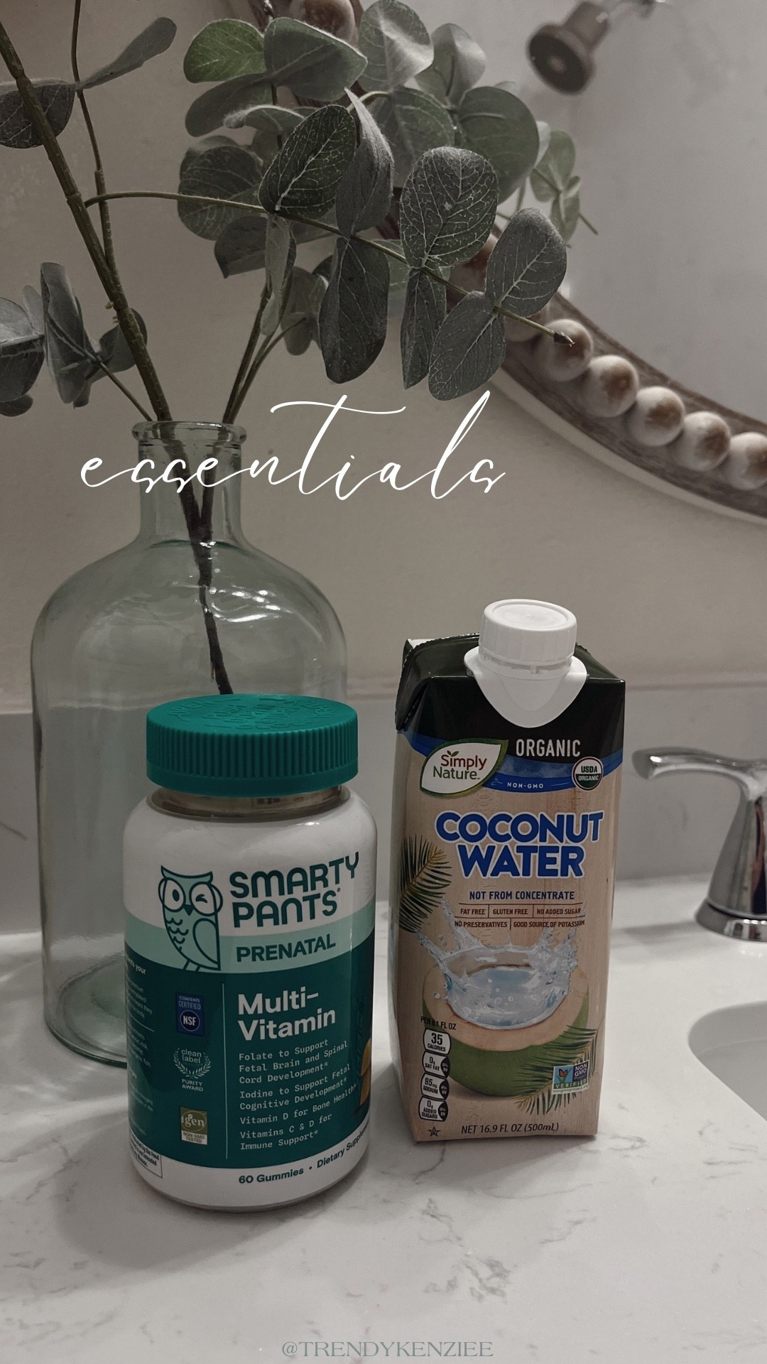 The only prenatal I can take (easy & chewable) taste like pineapple + doesn’t make me nauseous 

#LTKBump #LTKBaby