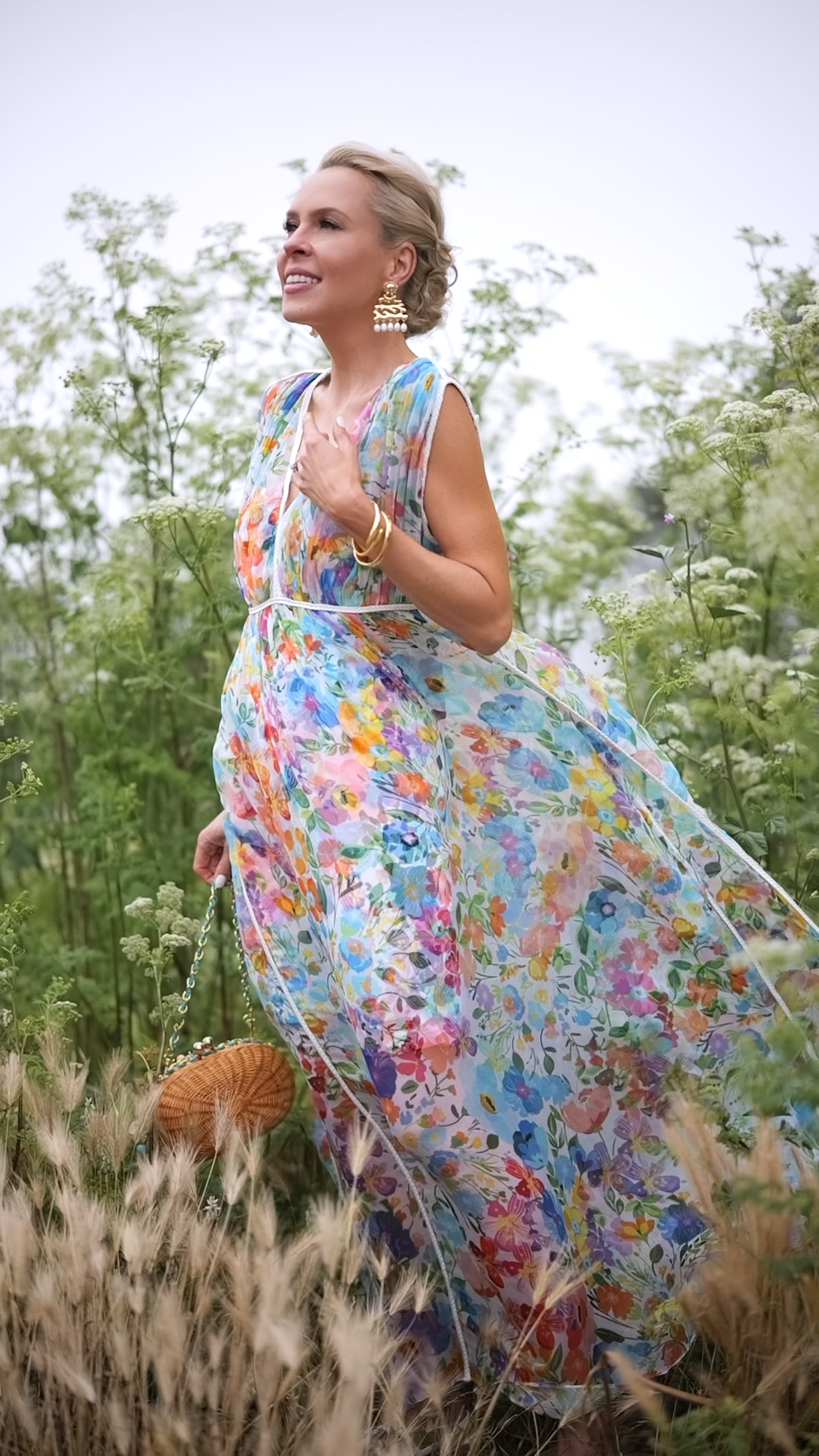 @johnnywas summer recipe: beachy breeze, with a twist of sunshine and a splash of sea salt air #JohnnyWas 

#JohnnyWasHere #ad 


#LTKSwim #LTKTravel