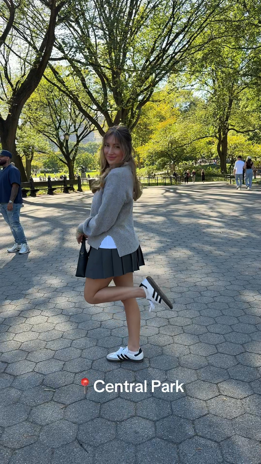 Cute and casual fall transition outfit! Sweater is old gap

#LTKStyleTip #LTKItBag #LTKSeasonal