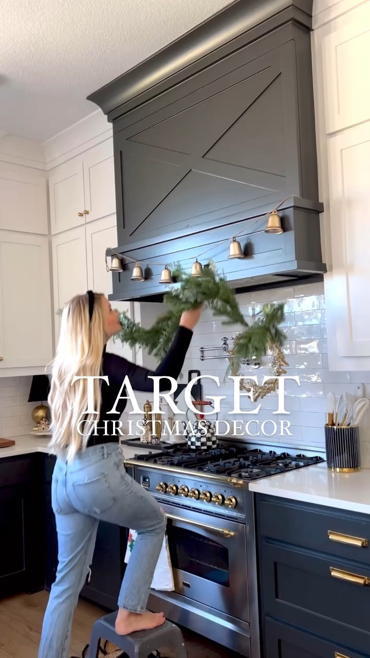 I love my new Christmas pieces from @target! #ad #targetpartner #target

@targetstyle

#LTKHoliday #LTKSeasonal #LTKhome