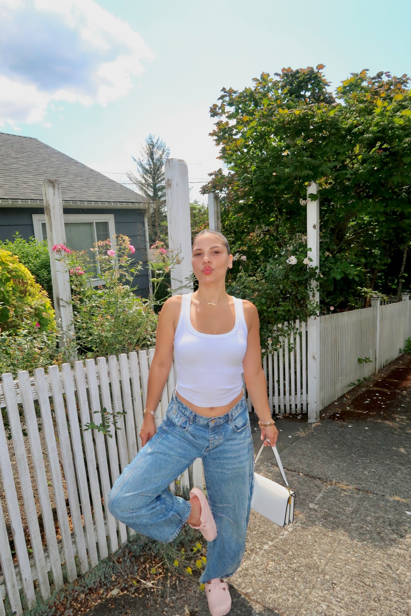 Ootd 🤍🥥

#LTKBeauty #LTKU #LTKFindsUnder100