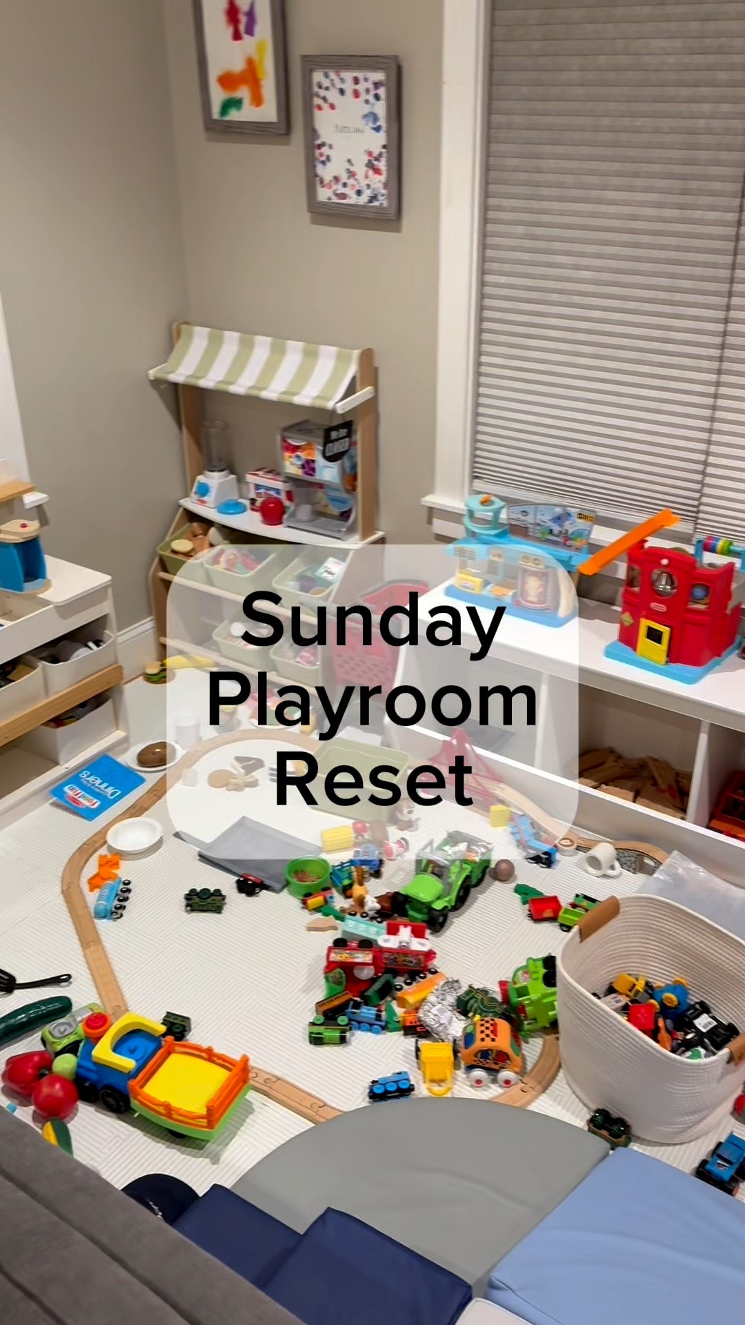 Sunday playroom reset 🙌🏼 🩷 

#homeorganization #playroom #asmr #organization #cleanwithme 

#LTKKids #LTKdayinmylife #LTKmomlife