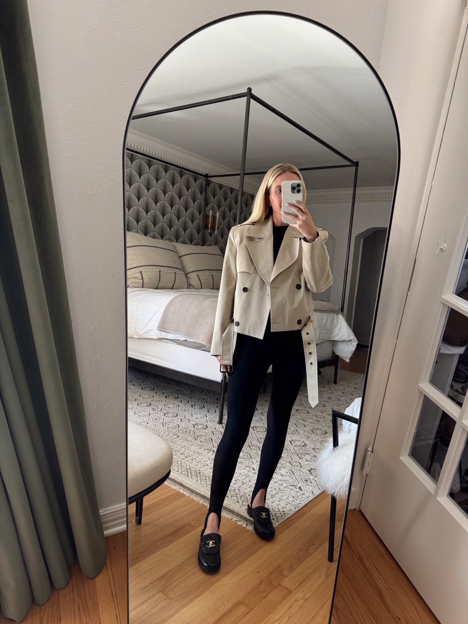 Casual ootd 

Leggings: size small
Jacket: size xs (runs big)

#LTKSeasonal #LTKStyleTip