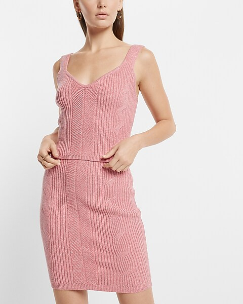 Cable Knit V-neck Sweater Tank | Express