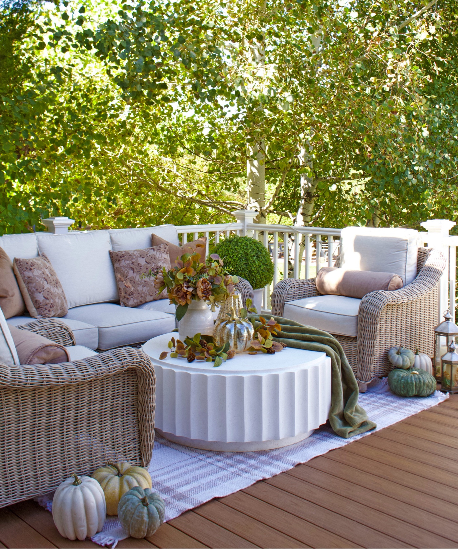 Today on the Tuft & Trim blog I’ve teamed up with @wayfair to share cozy outdoor fall decorating inspiration and sources! Shop the look here and head over to the blog for more similar fall decor style!
#wayfair #wayfairpartner #ad

#LTKHome #LTKStyleTip #LTKSeasonal