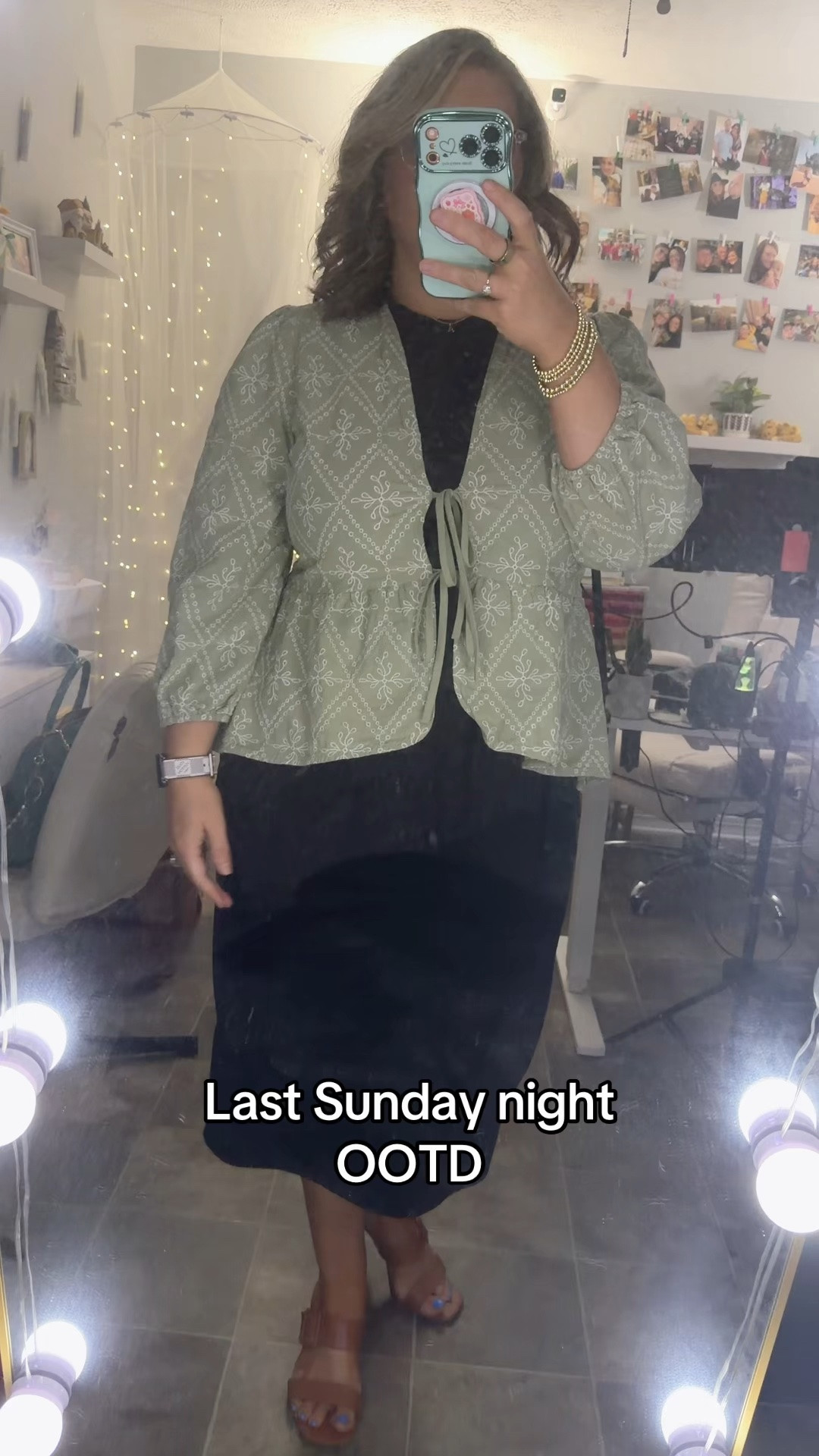 I just realized yesterday that I never posted my ootd from last Sunday night! This top is genuinely one of my favorite @Cato Fashions finds 😍😍😍 #midsizefashion #springfashion #ootd #sundayootd #cato

#LTKootd #LTKMidsize #LTKvlog
