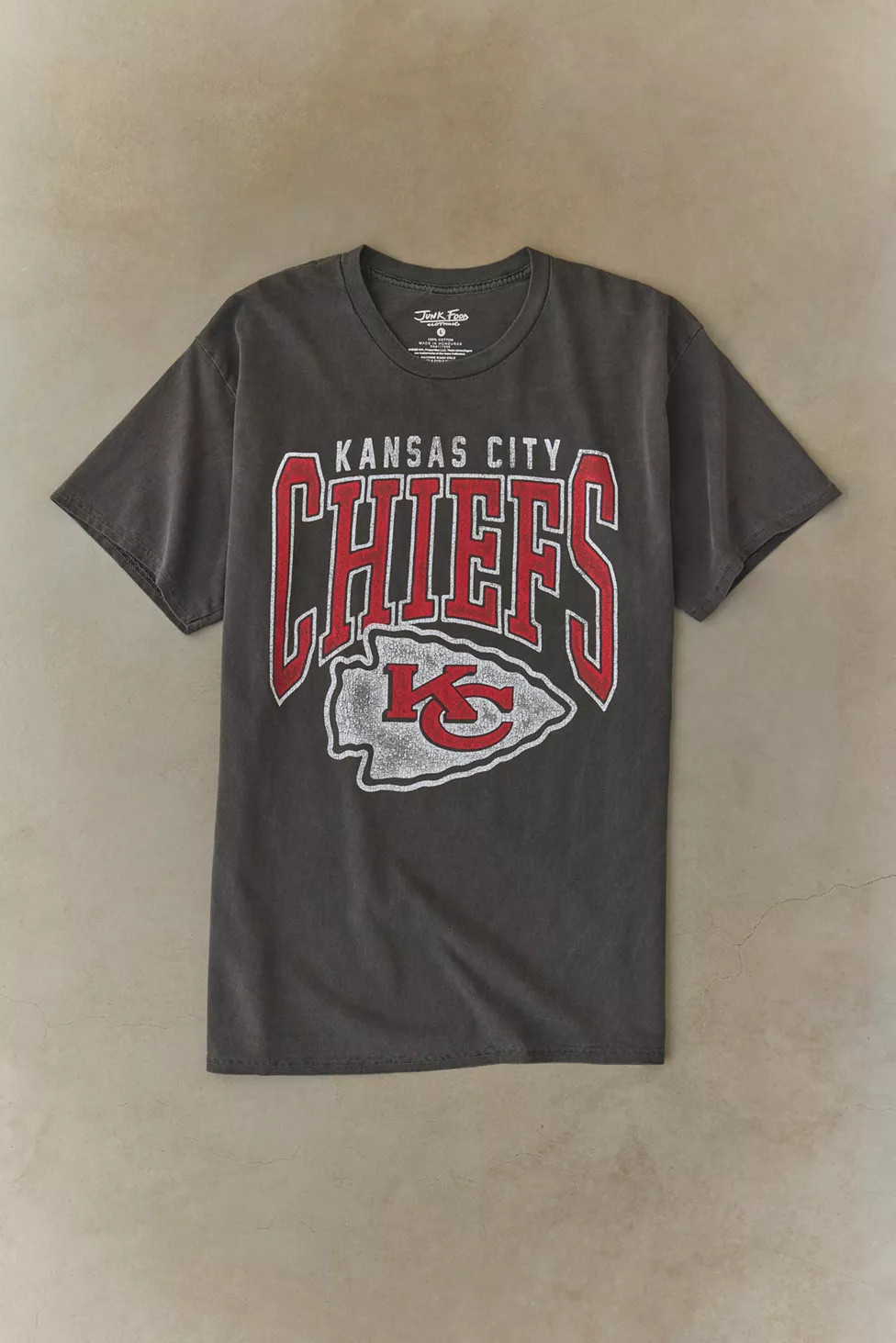 NFL Kansas City Chiefs Vintage Graphic Tee | Urban Outfitters (US and RoW)