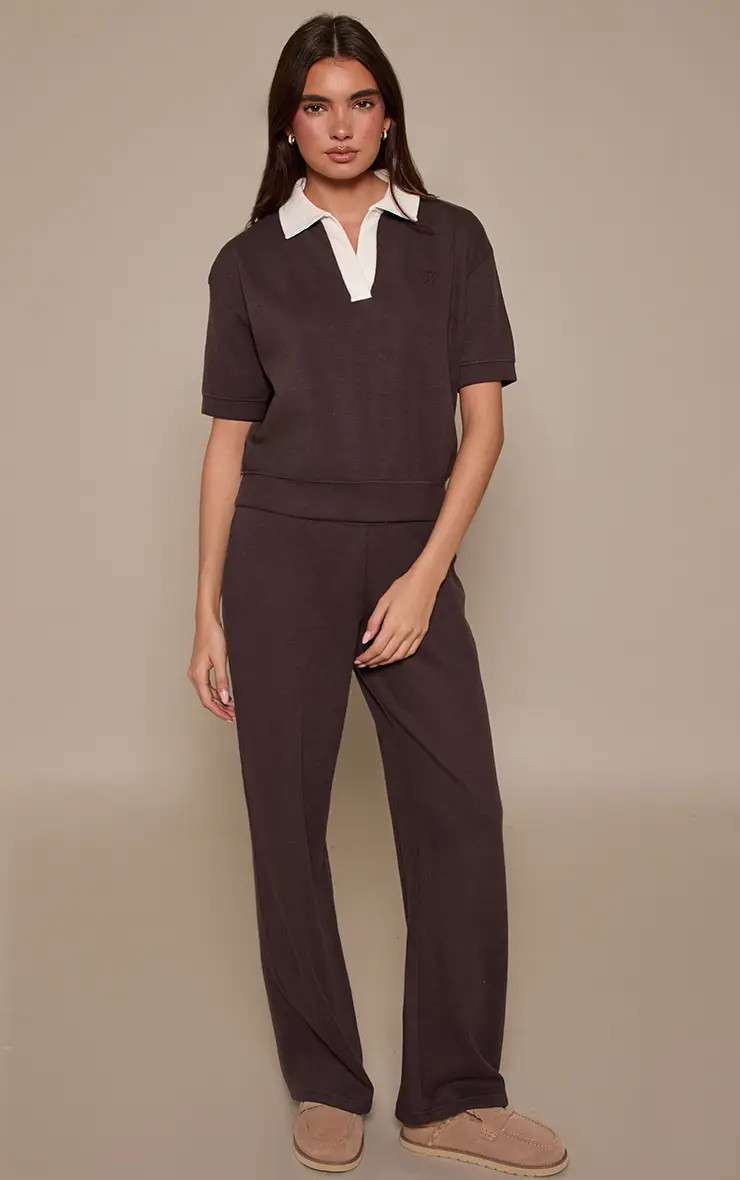 Trousers | Brown Rib Thin Waistband Trousers | PrettyLittleThing | PrettyLittleThing UK