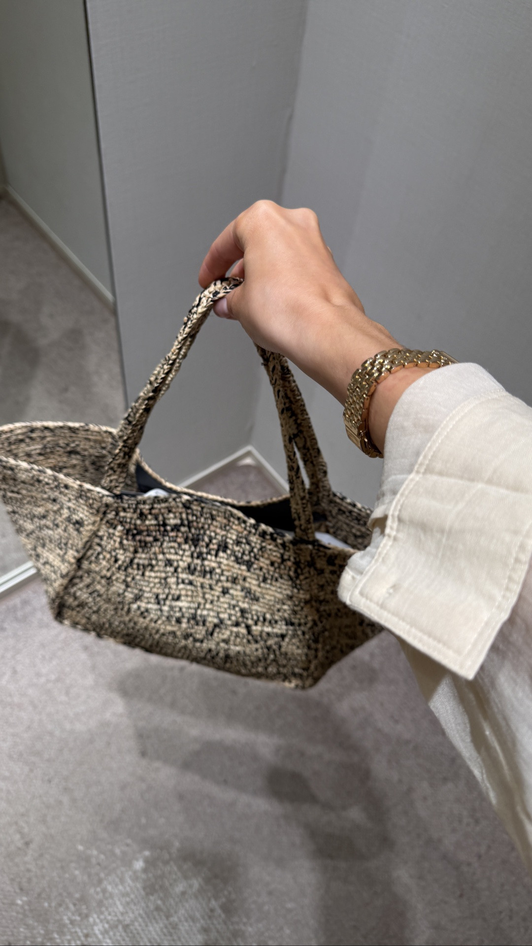 The perfect bag for the beach and beyond ✨  
So stylish, chic, and incredibly beautiful 🤍

Perfect for vacations, beach days, and everyday looks ☀️

I’ll link it for different countries below 👇
#LTKbag #LTKsummer #LTKstyle

#LTKootd