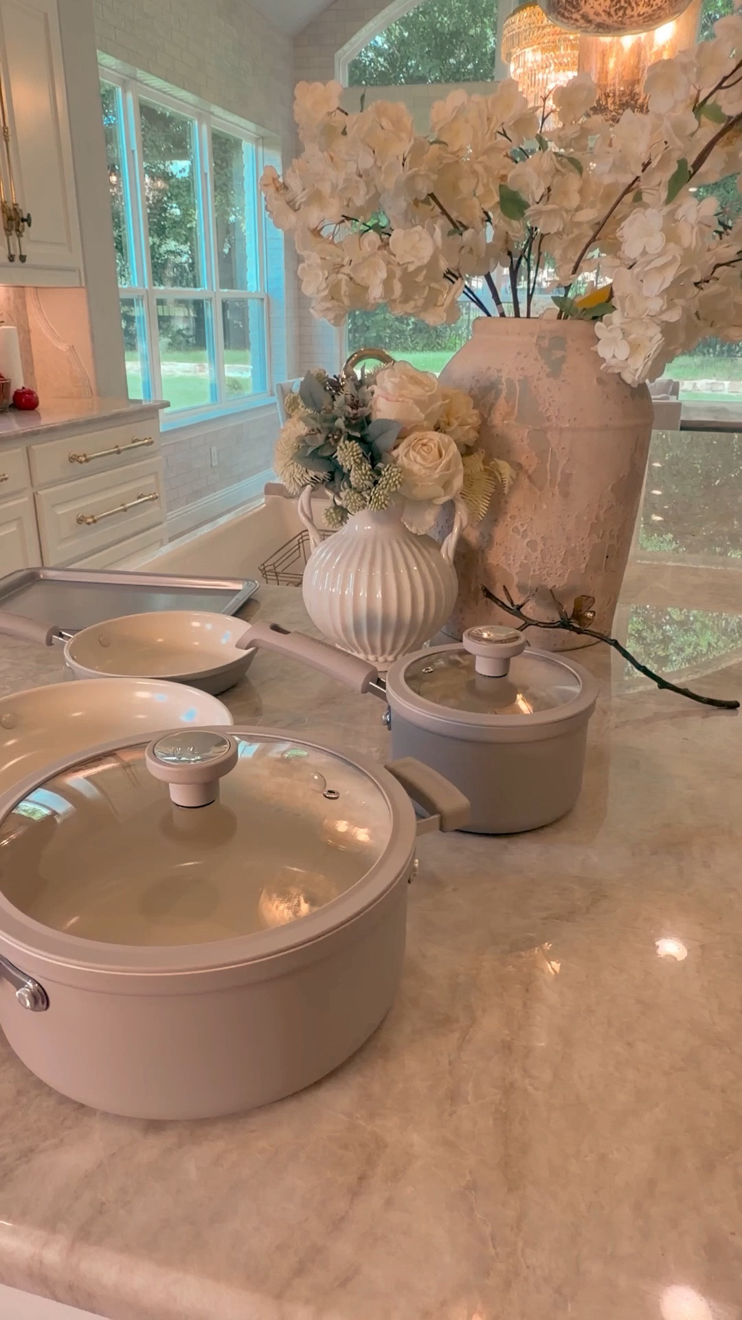 @FarberwareCook  #FarberwarePartner One of my favorite Walmart finds lately has been the TrueCook™ Ceramic Nonstick Cookware Collection. 🤍
As someone who cooks for my family almost every day, I appreciate products that make time in the kitchen feel a little easier and a little more elevated. The ceramic nonstick surface helps everything cook beautifully, cleanup is effortless, and I love the timeless neutral design.
Tonight’s family dinner came together so easily, and it’s little moments like these around the table that mean the most.

**Compared to leading brand basic ceramic nonstick coating