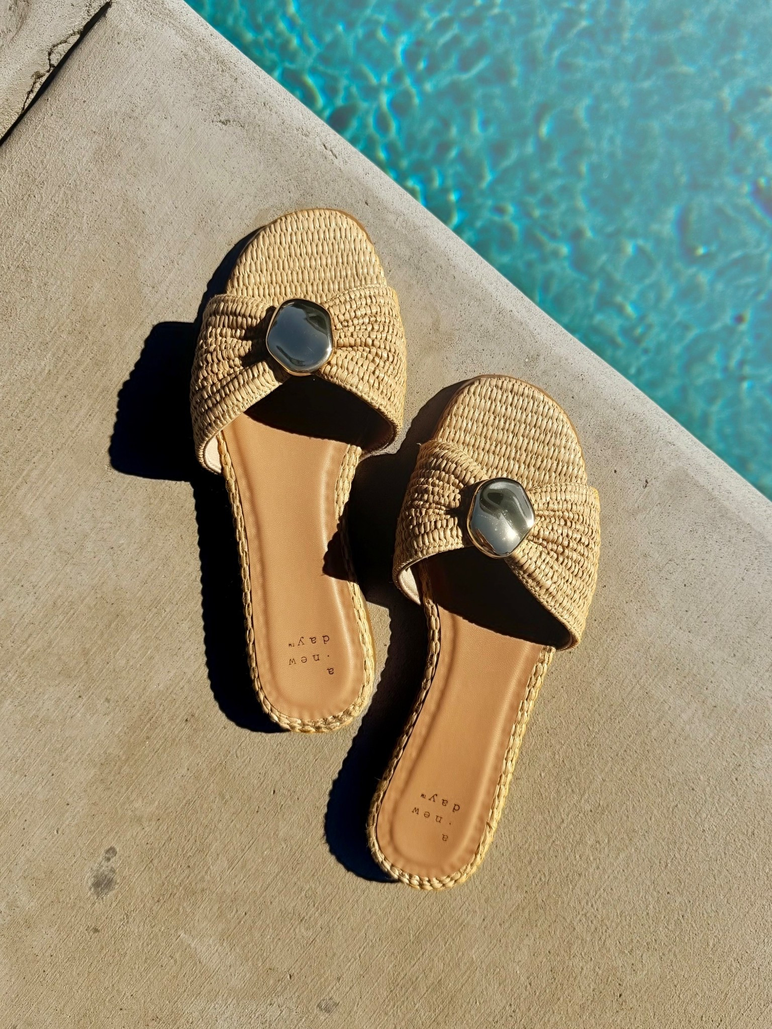 Target shoes on sale
Target sandals
Women’s sandals
Spring break outfit
Spring shoes



#LTKootd #LTKSaleAlert #LTKgrwm