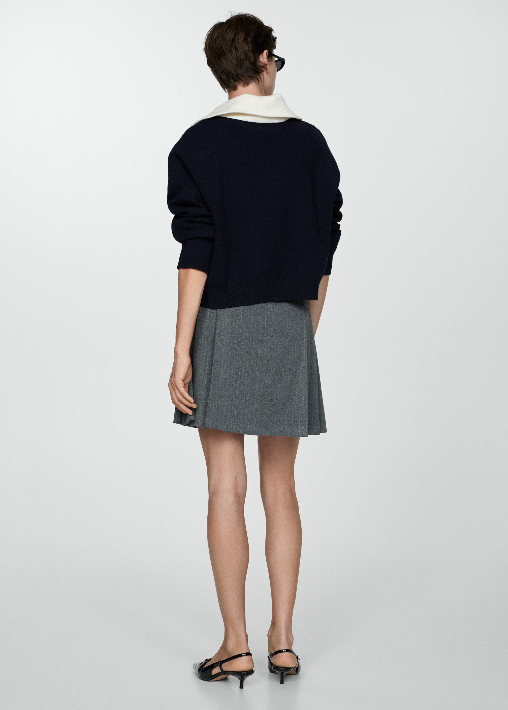 Pinstriped pleated skirt - Women | MANGO Canada | Mango Canada