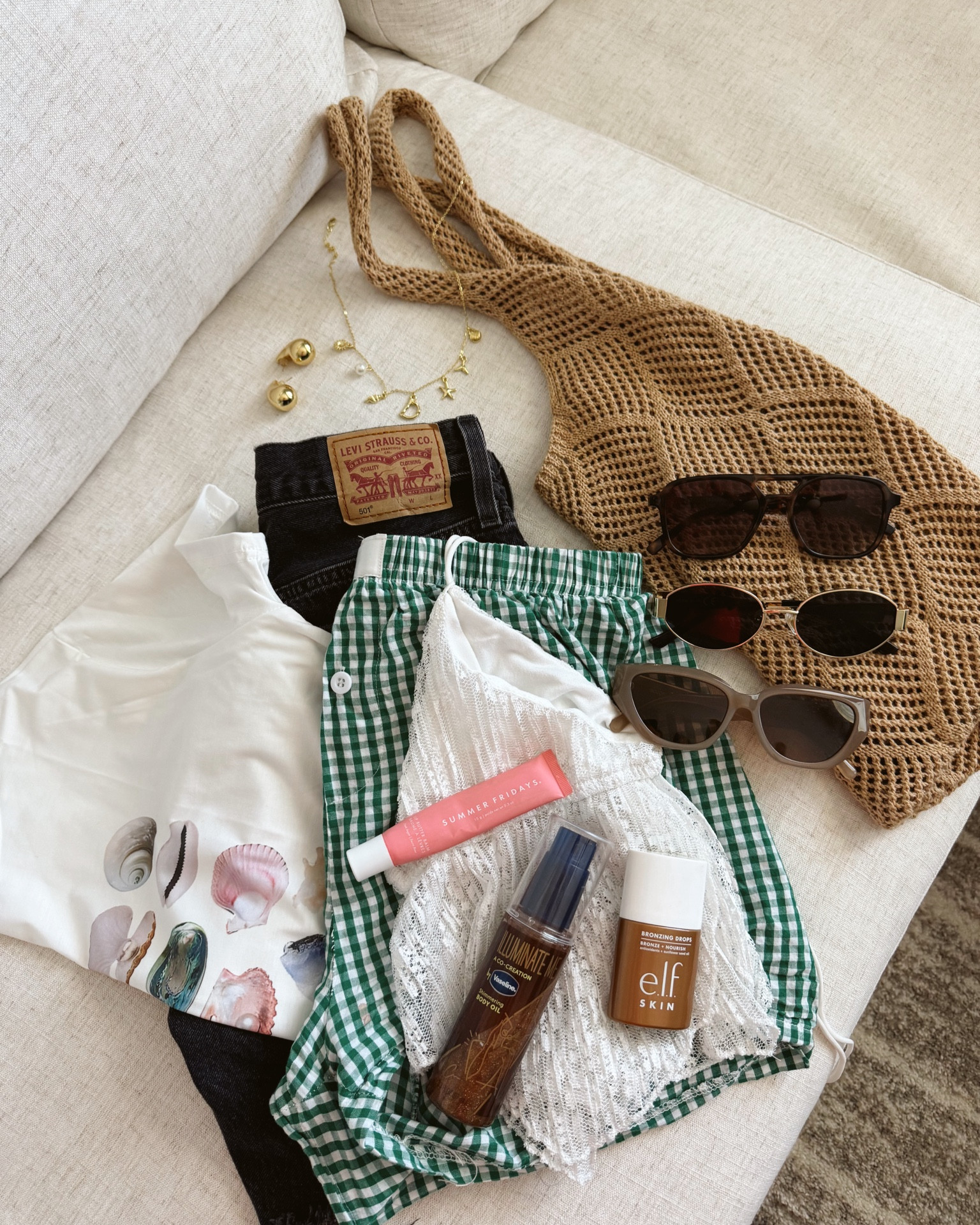 Summer Amazon Must-Haves 🐚  My current go-to Summer fashion, skincare, and accessory finds!


#LTKSeasonal #LTKStyleTip #LTKFindsUnder50