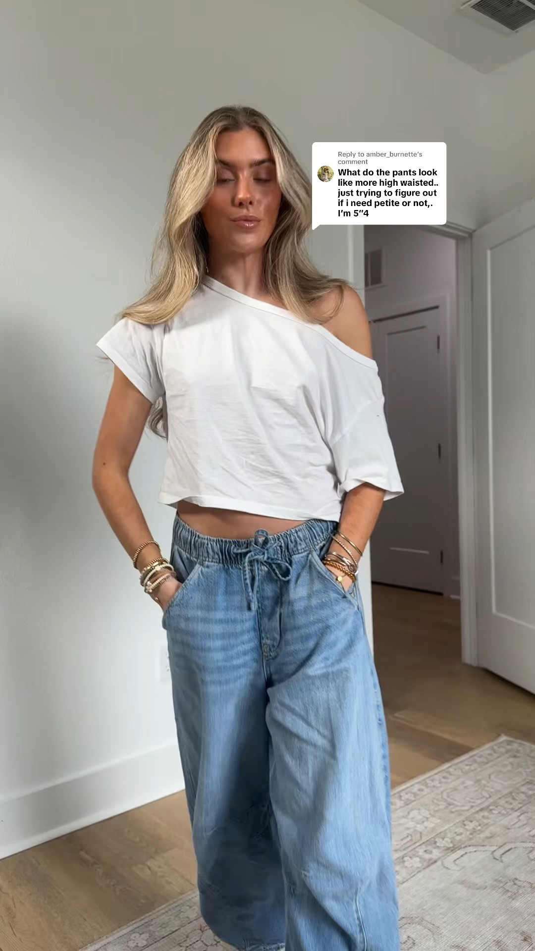 Gap size XS mid rise easy horseshoe jeans. An exaggerated curve. An extra loose leg. ​A barrel fit goes extra wide — and becomes completely new.

Fit: An ankle-length horseshoe jean that's fitted at the waist with an exaggerated curved leg and tapered ankle.
Fabric: 95% Cotton, 5% Recycled Cotton.
Stretch: No Stretch Jeans. Authentic denim that gets better with every wear. Made to wear all day & break in over time.
Rise: Mid Rise Jeans.
Look: A horseshoe jean in a dark indigo wash.
Details: Elasticized waist with drawcords, four-pocket styling & seams at sides. @gapstyle  

#LTKSeasonal #LTKSaleAlert #LTKootd