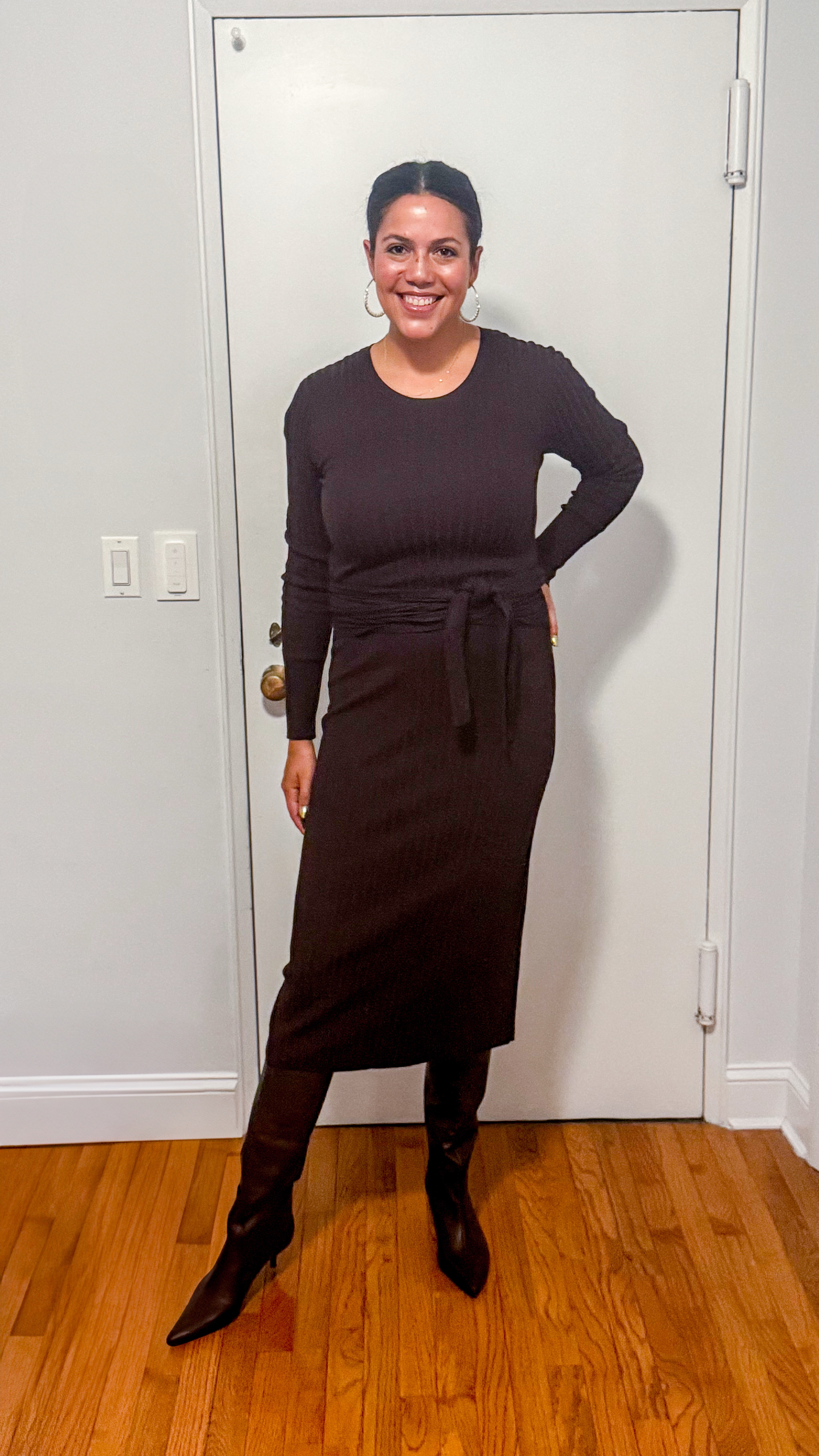 Something I’m loving lately: monochromatic looks! I’m usually a bold color gal, but this brown ensemble felt so chic to me. The tie waist on the dress adds great definition and I love the look of tall boots under a midi dress. A chic topcoat and fun bag complete the ‘fit!

Brown sweater dress by Modern Citizen
Brown knee-high boots by Schutz
Pearl hoop earrings by Nakamol
Taupe topcoat by Abercrombie 
Green shoulder bag by Dior (via Rebag!)


#daterecap #dateoutfit #nycdatespot

#LTKWorkwear #LTKStyleTip #LTKMidsize