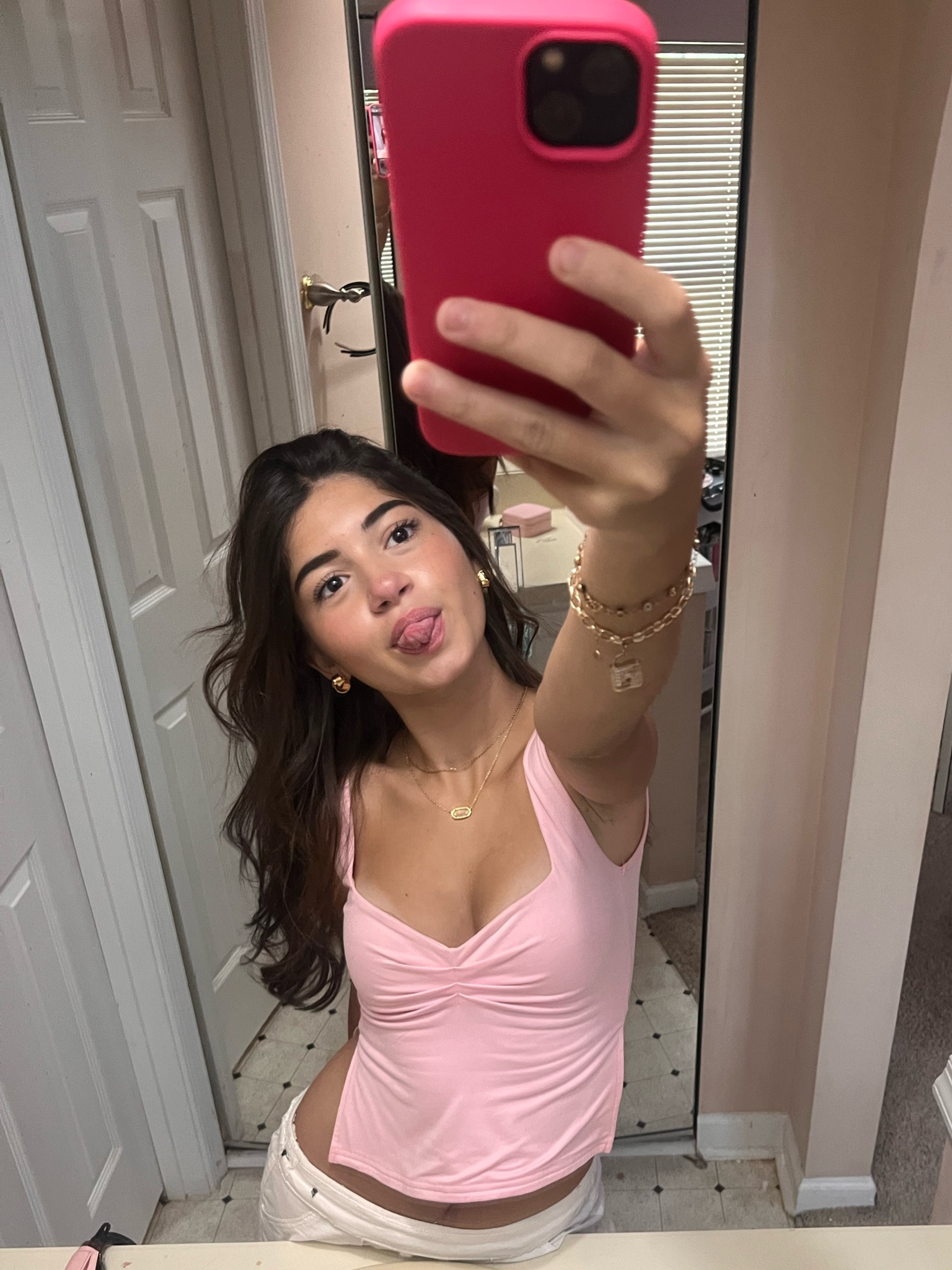 cute little fit!!!!

#LTKBacktoSchool #LTKU #LTKVideo