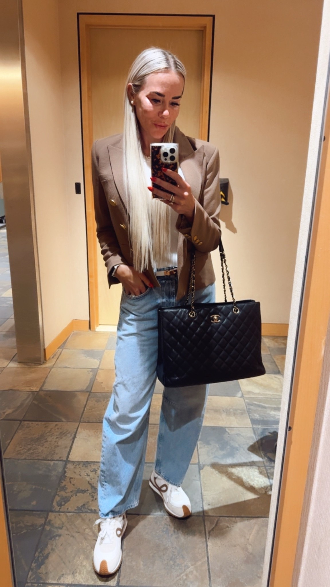 Travel day Fit ✈️

#LTKcanada #LTKjeans #LTKtravel