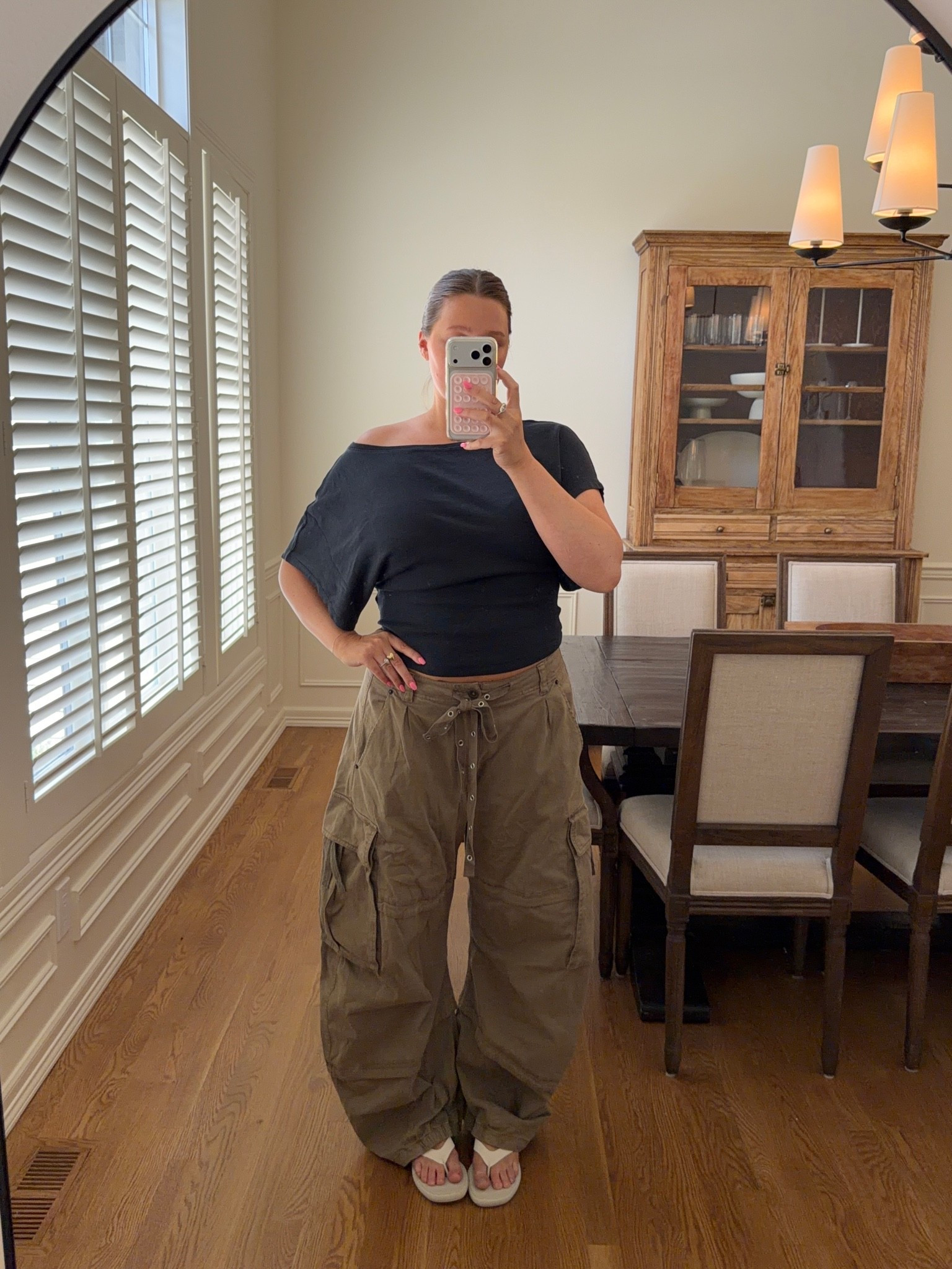 Large in cargo pants, medium in tops and plaid balloon pants I love these for summer super lightweight! Tees are like a true cotton but I love these boat neck wide neck it’s super chic with the tighter waist.

#bresheppard #freepeople #flipflops #havaianas #summerstyle #fallstyle #momstyle

#LTKootd #LTKgrwm