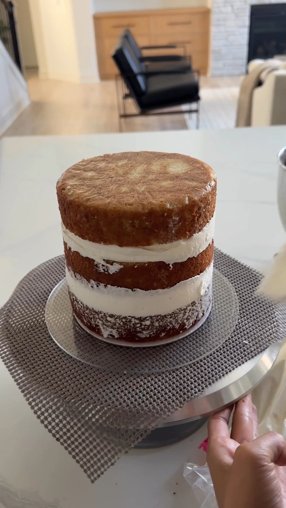 A little cake filling action for your feed 🍓#baking

#LTKFamily #LTKHome